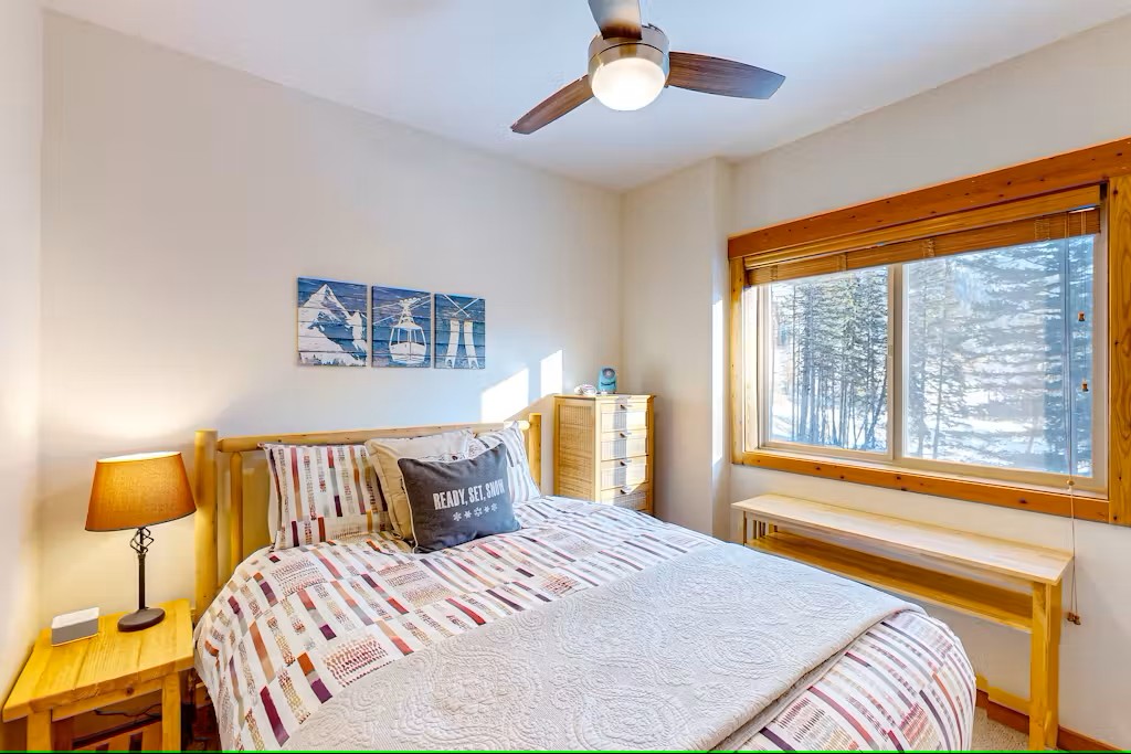 3832 Tamarack Avenue 2B