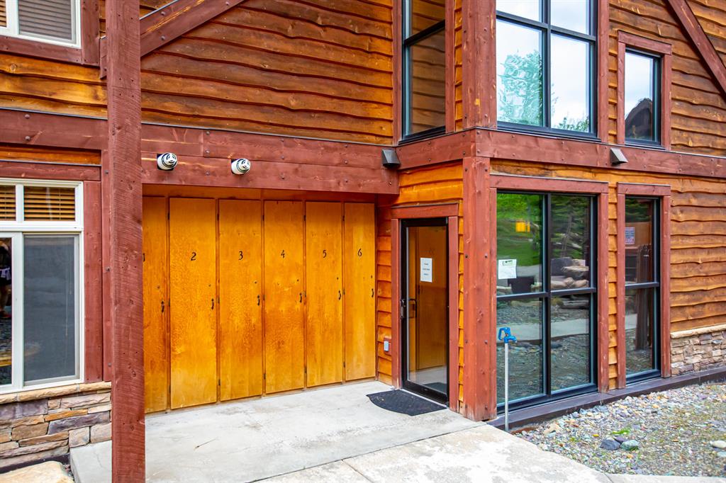 3832 Tamarack Avenue 2B