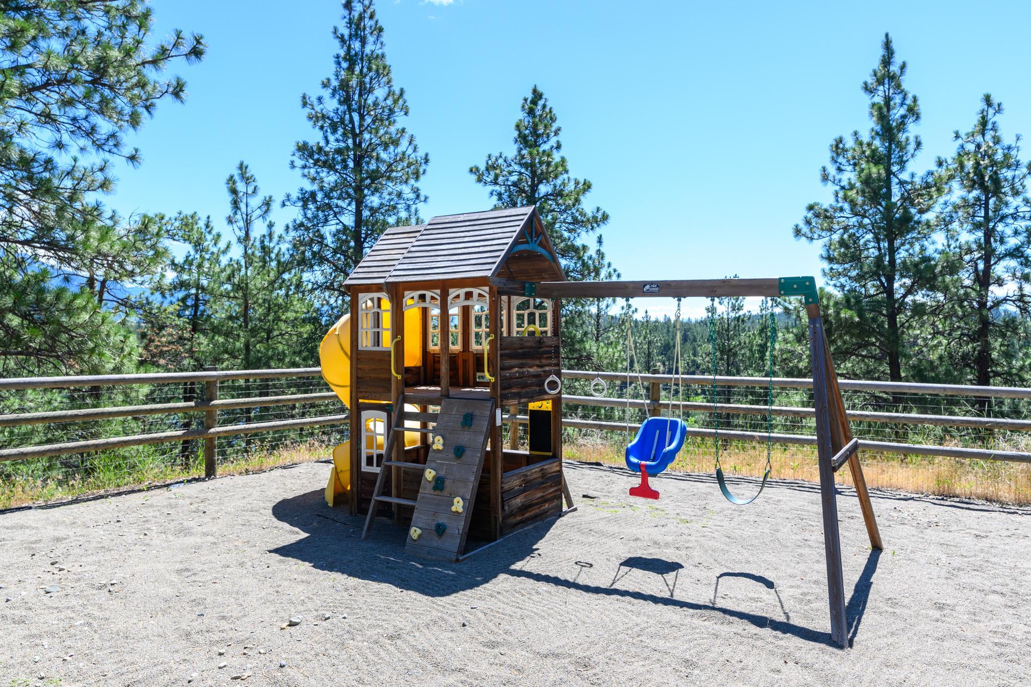 2874 Sophie Lake Road