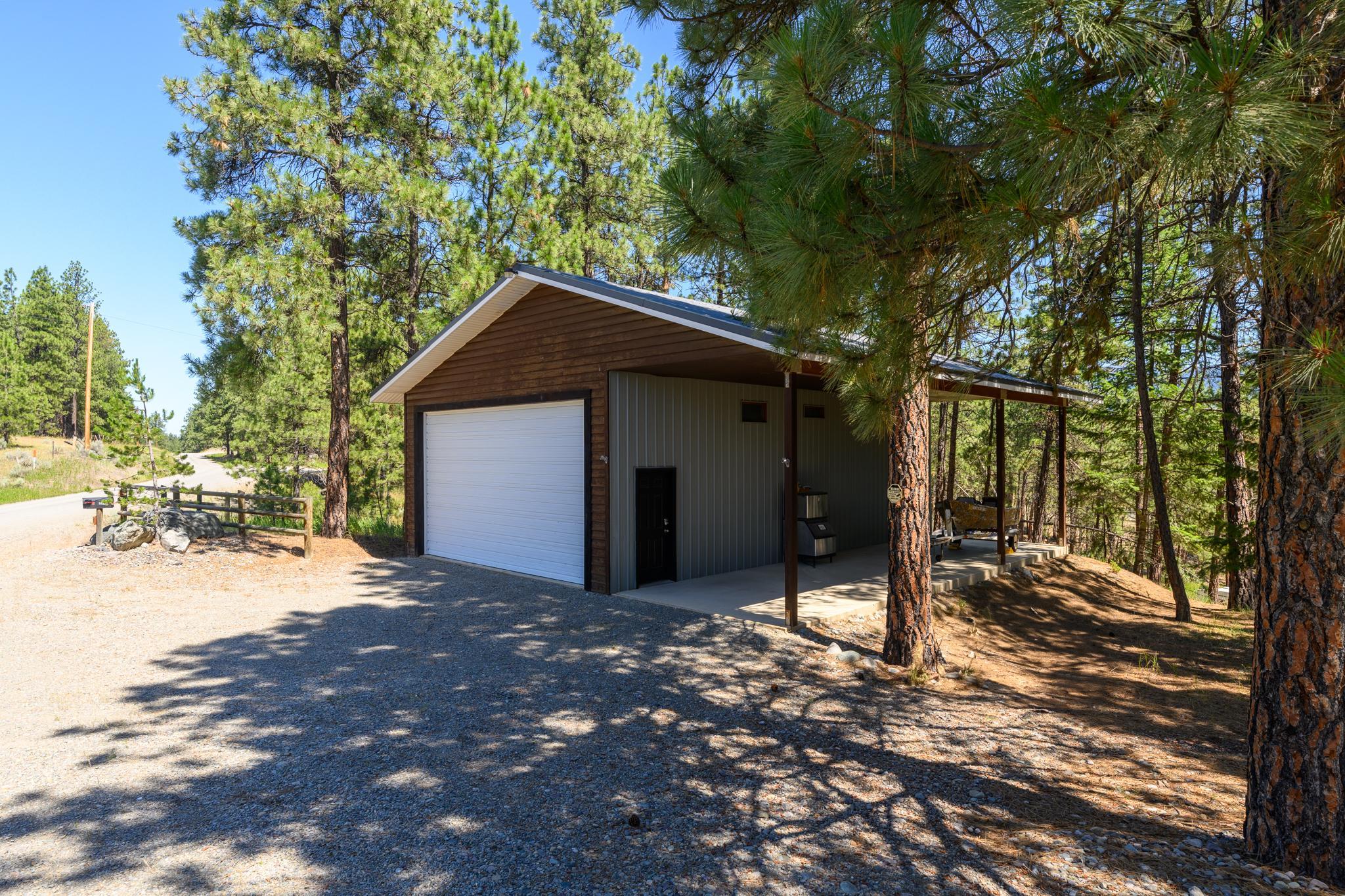 2874 Sophie Lake Road