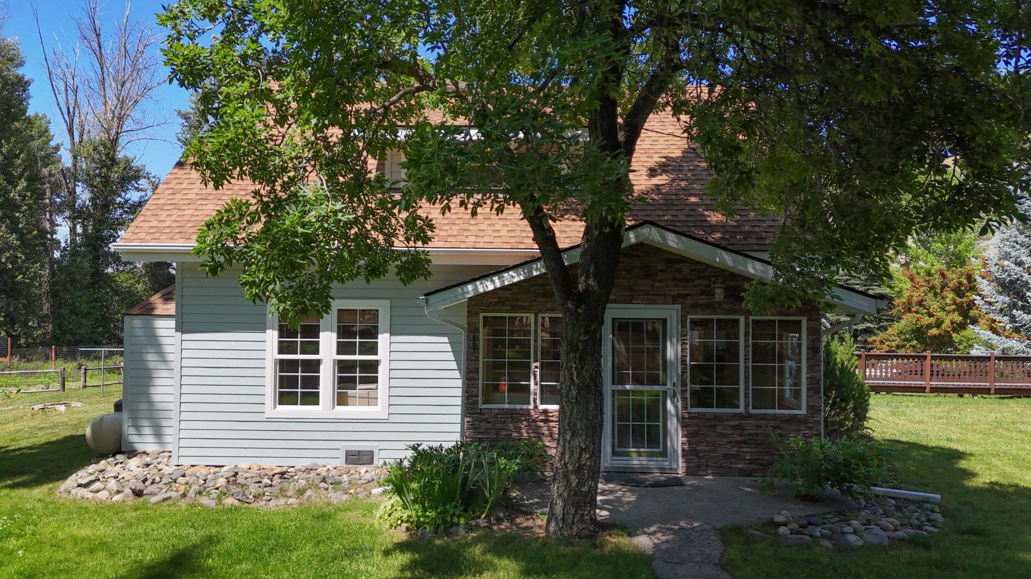 711 Spring Street