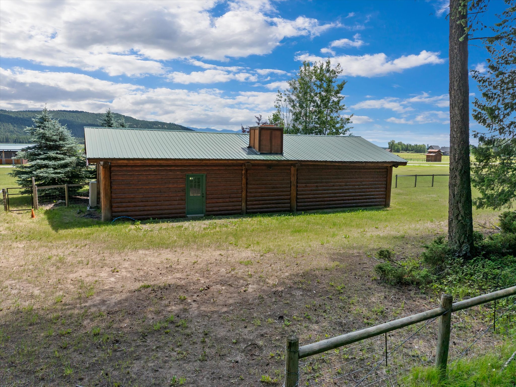 555 & 561 Twin Bridges Road