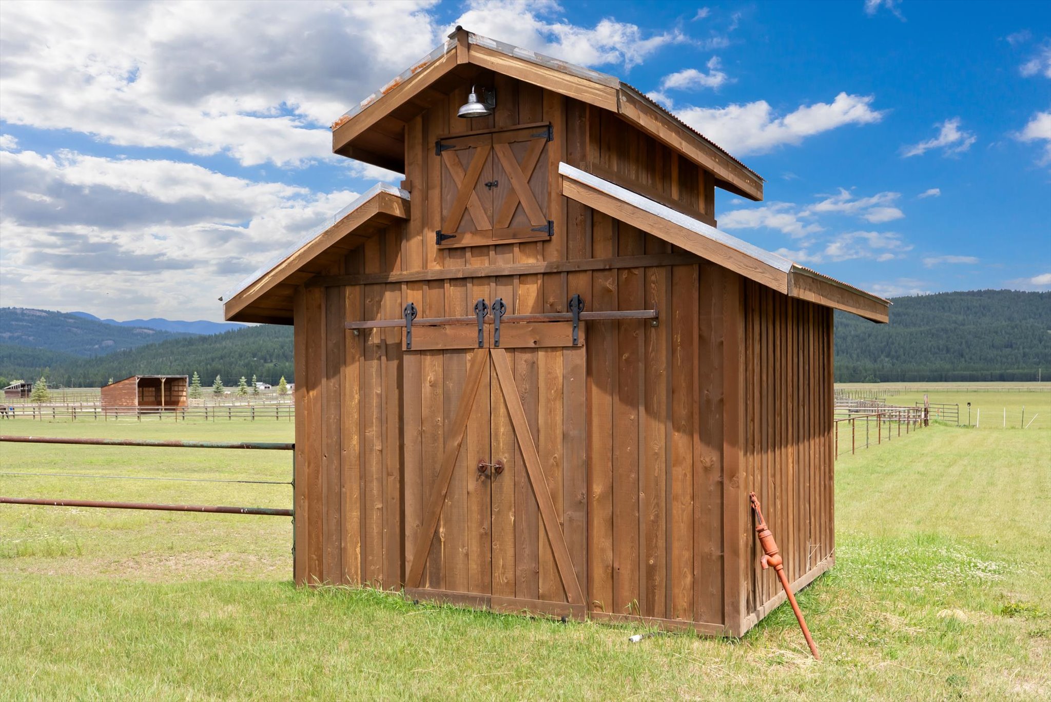 555 & 561 Twin Bridges Road