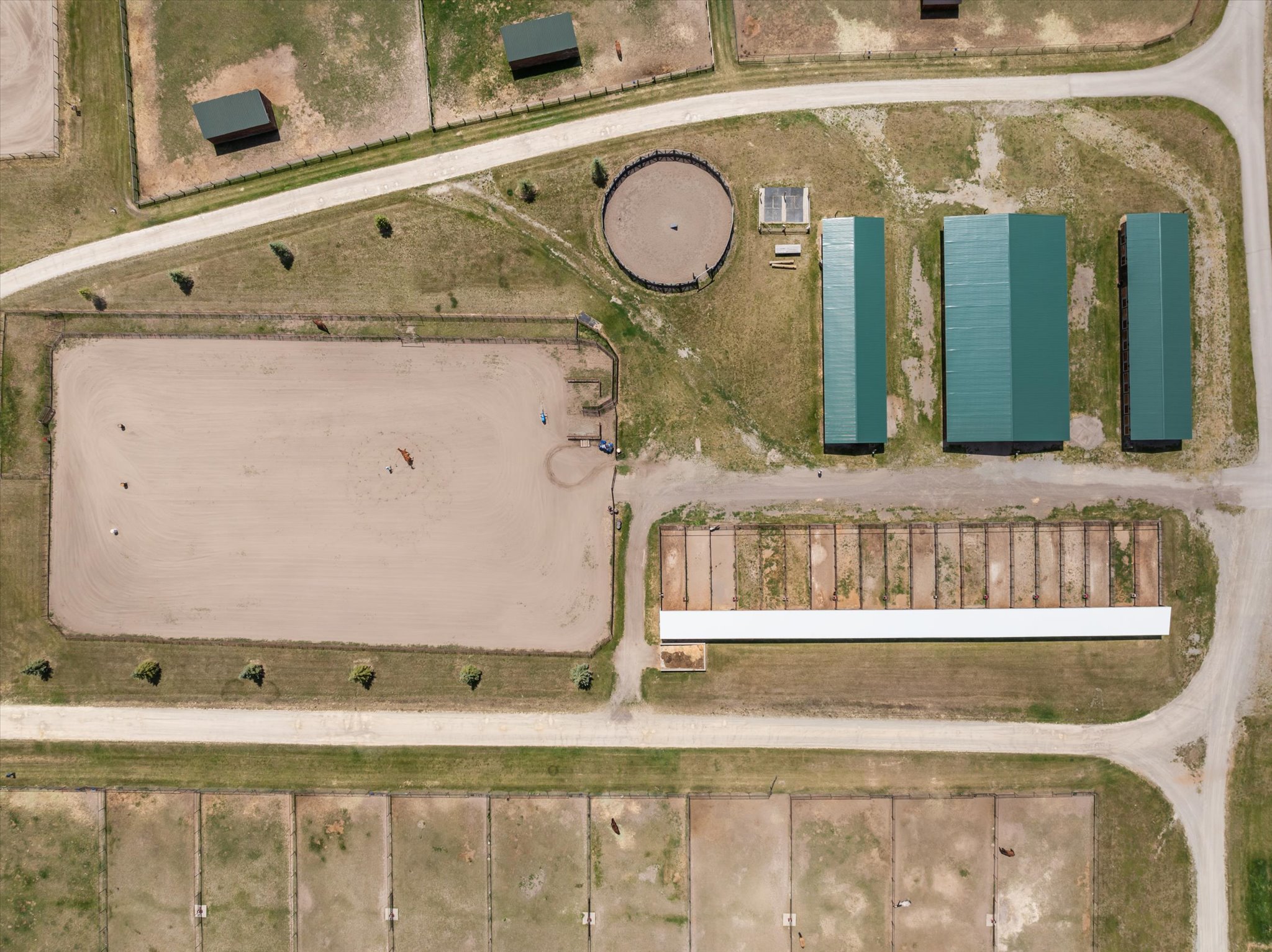 555 & 561 Twin Bridges Road