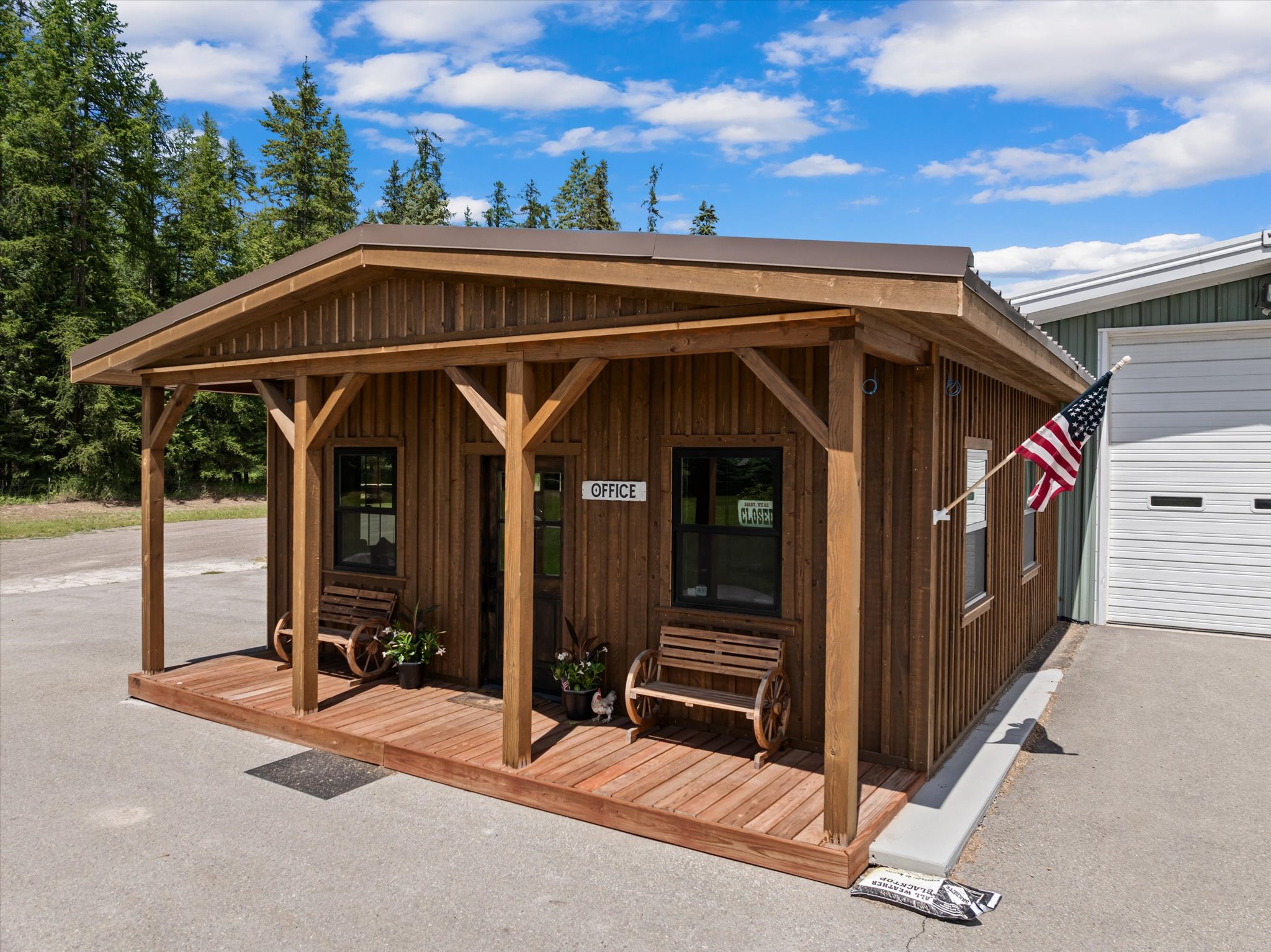 555 & 561 Twin Bridges Road