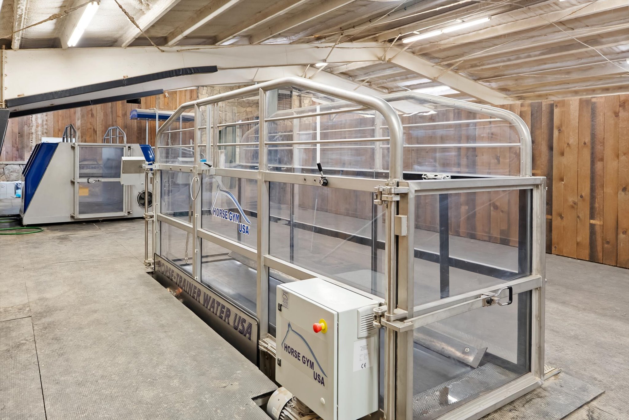 555 & 561 Twin Bridges Road