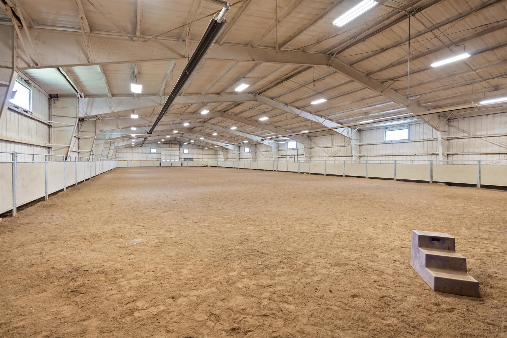 555 & 561 Twin Bridges Road