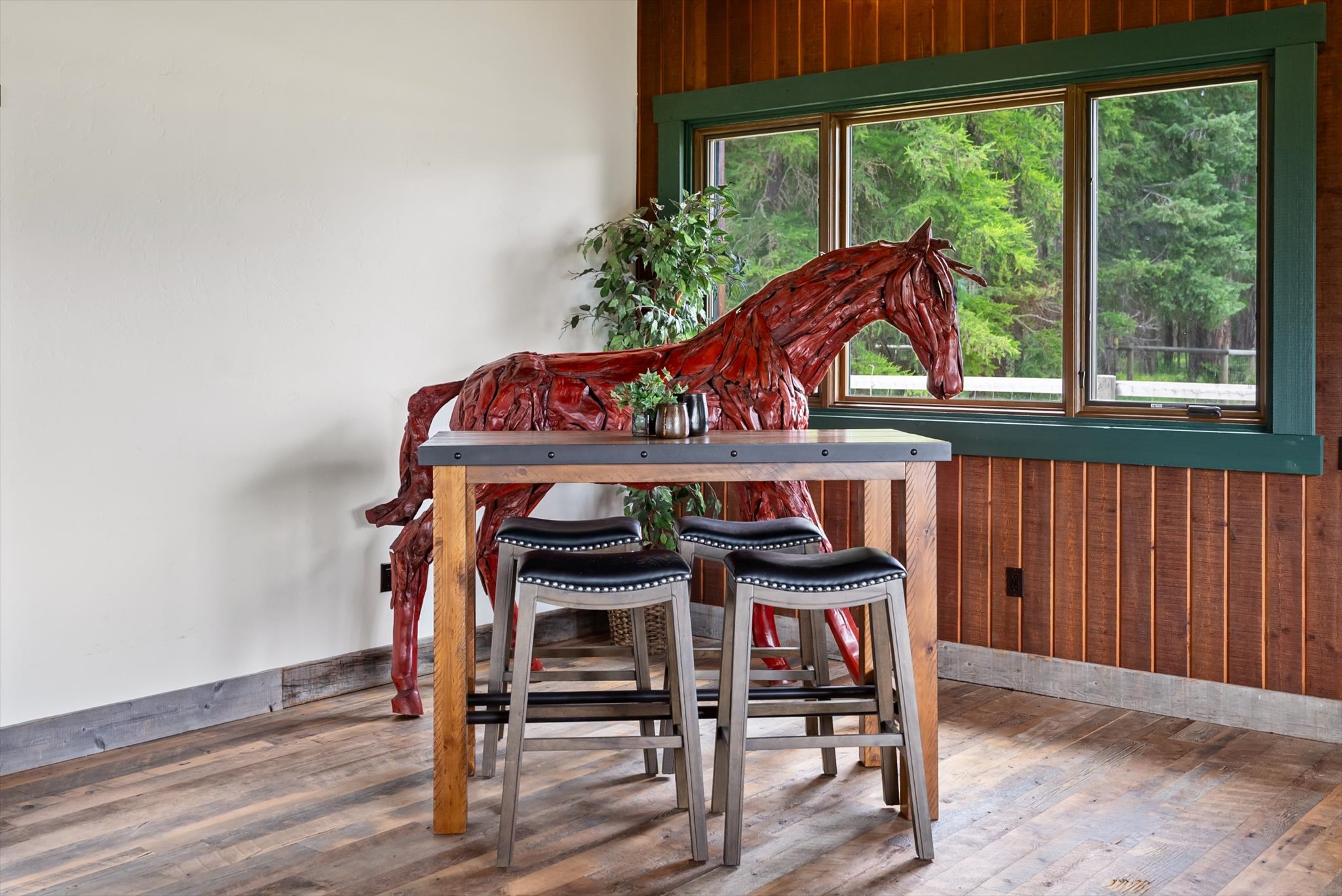 555 & 561 Twin Bridges Road