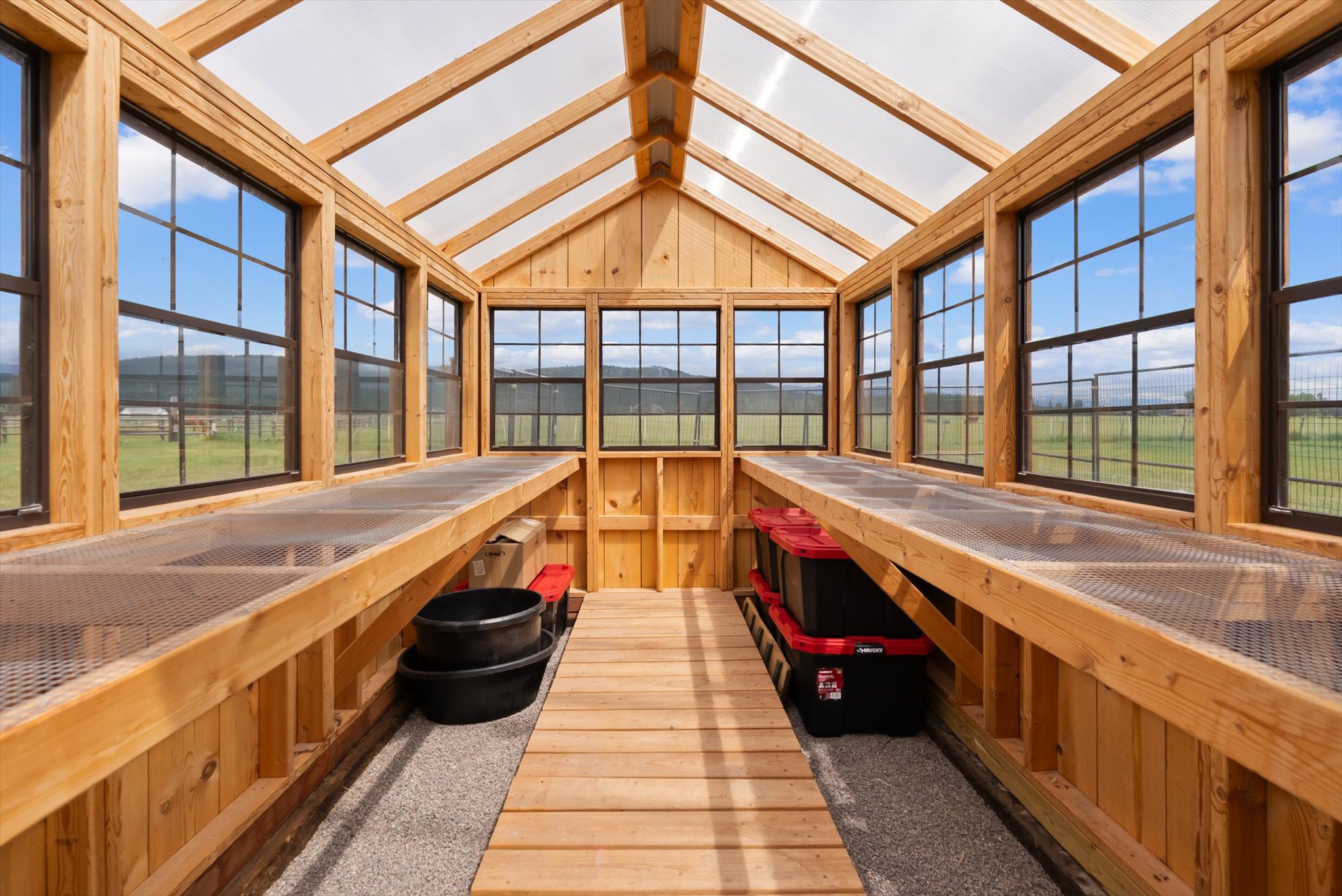 555 & 561 Twin Bridges Road