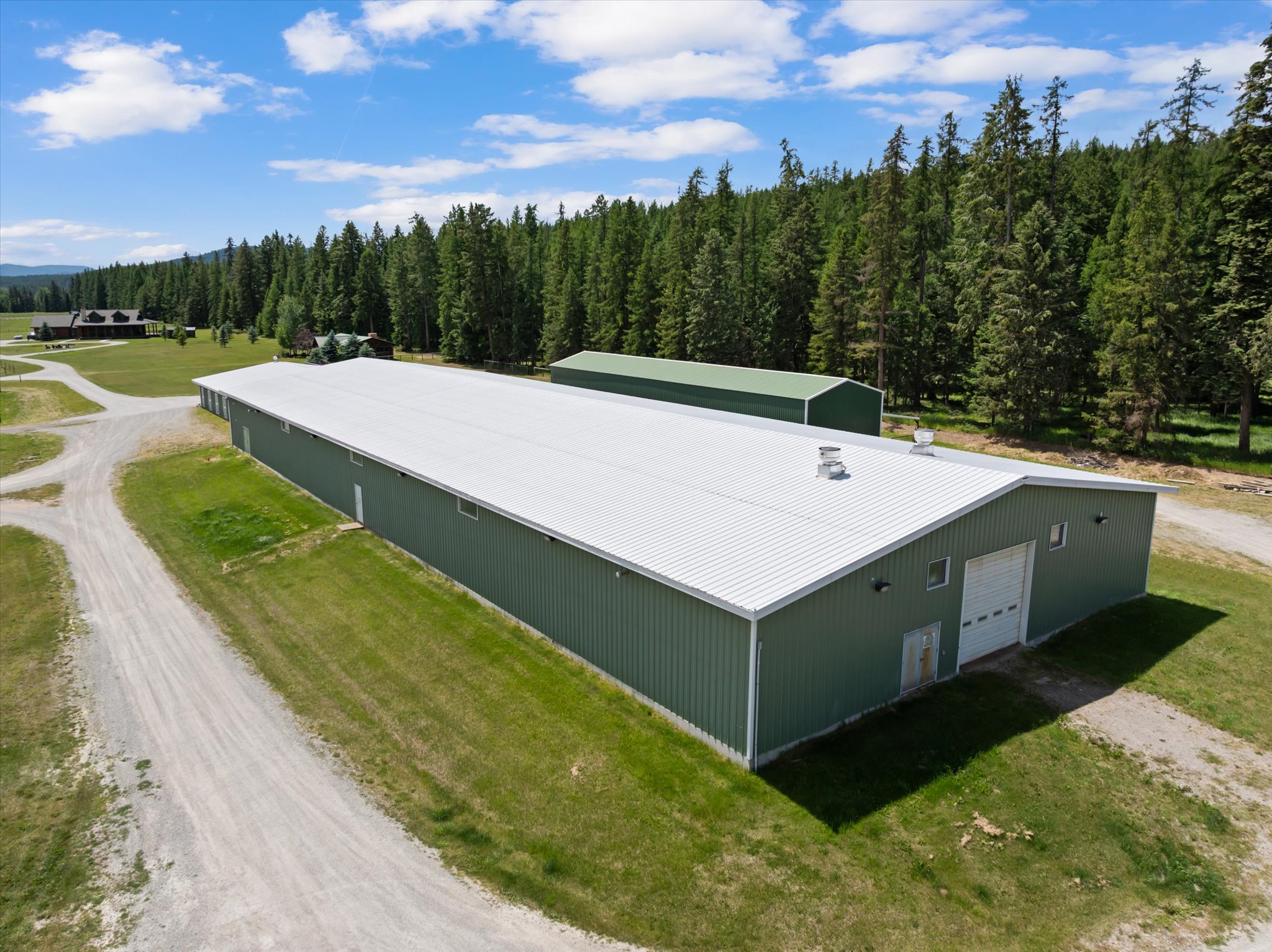 555 & 561 Twin Bridges Road