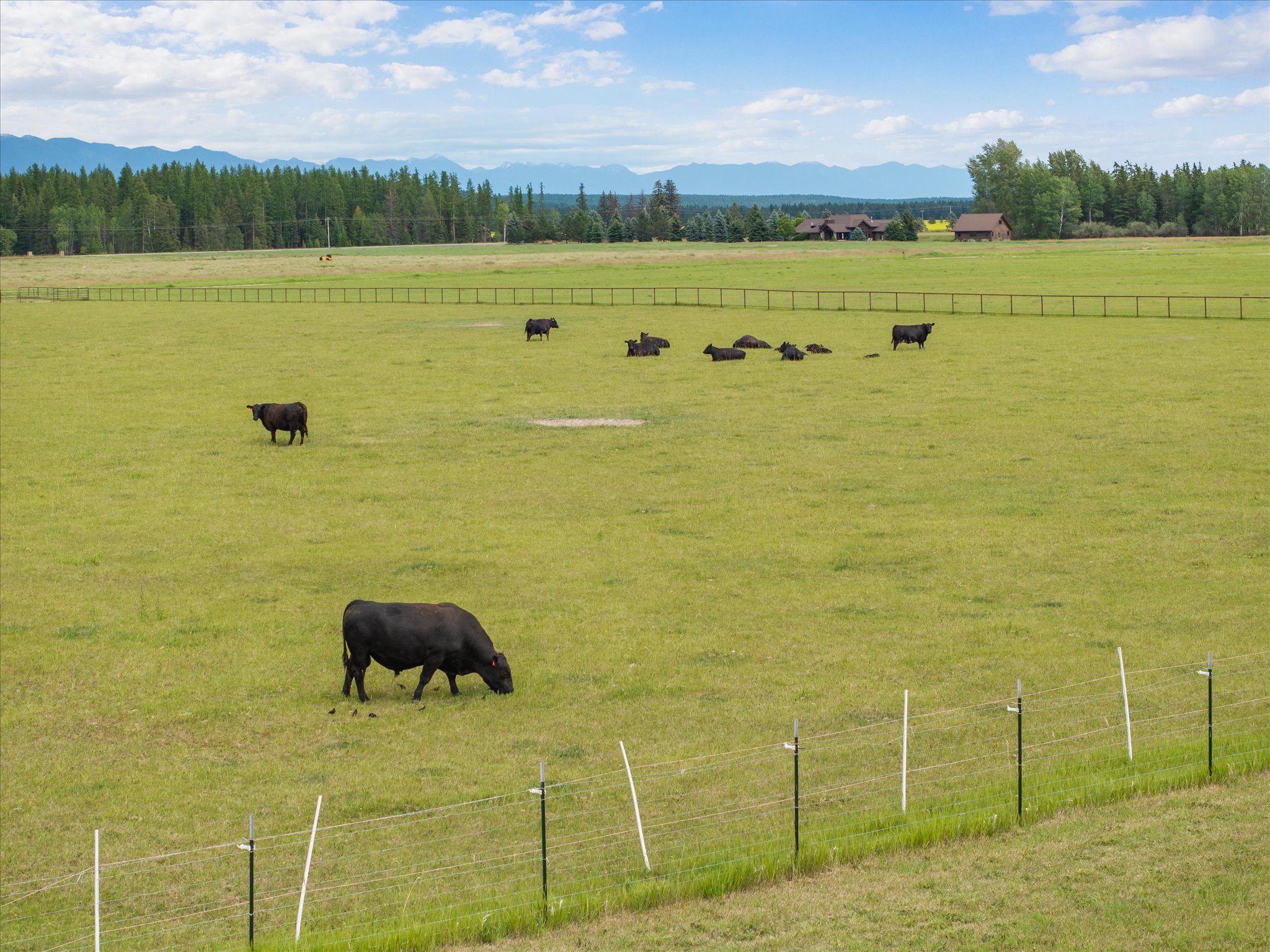 555 & 561 Twin Bridges Road