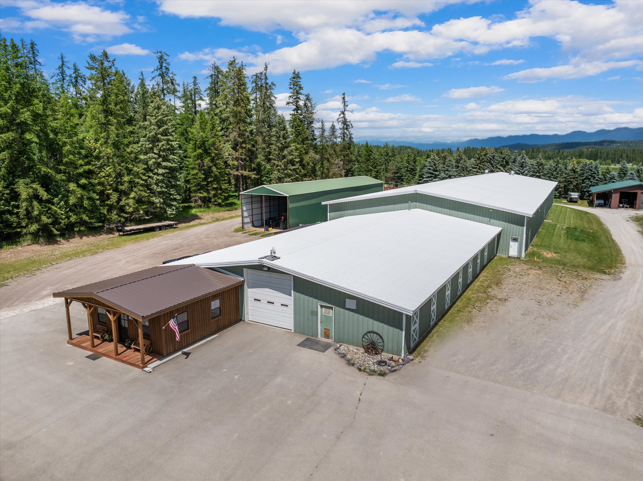 555 & 561 Twin Bridges Road