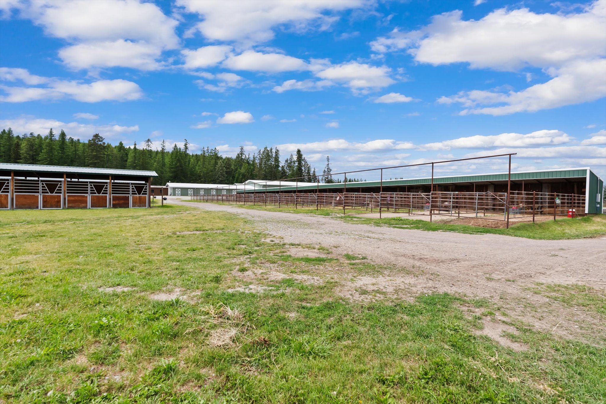 555 & 561 Twin Bridges Road