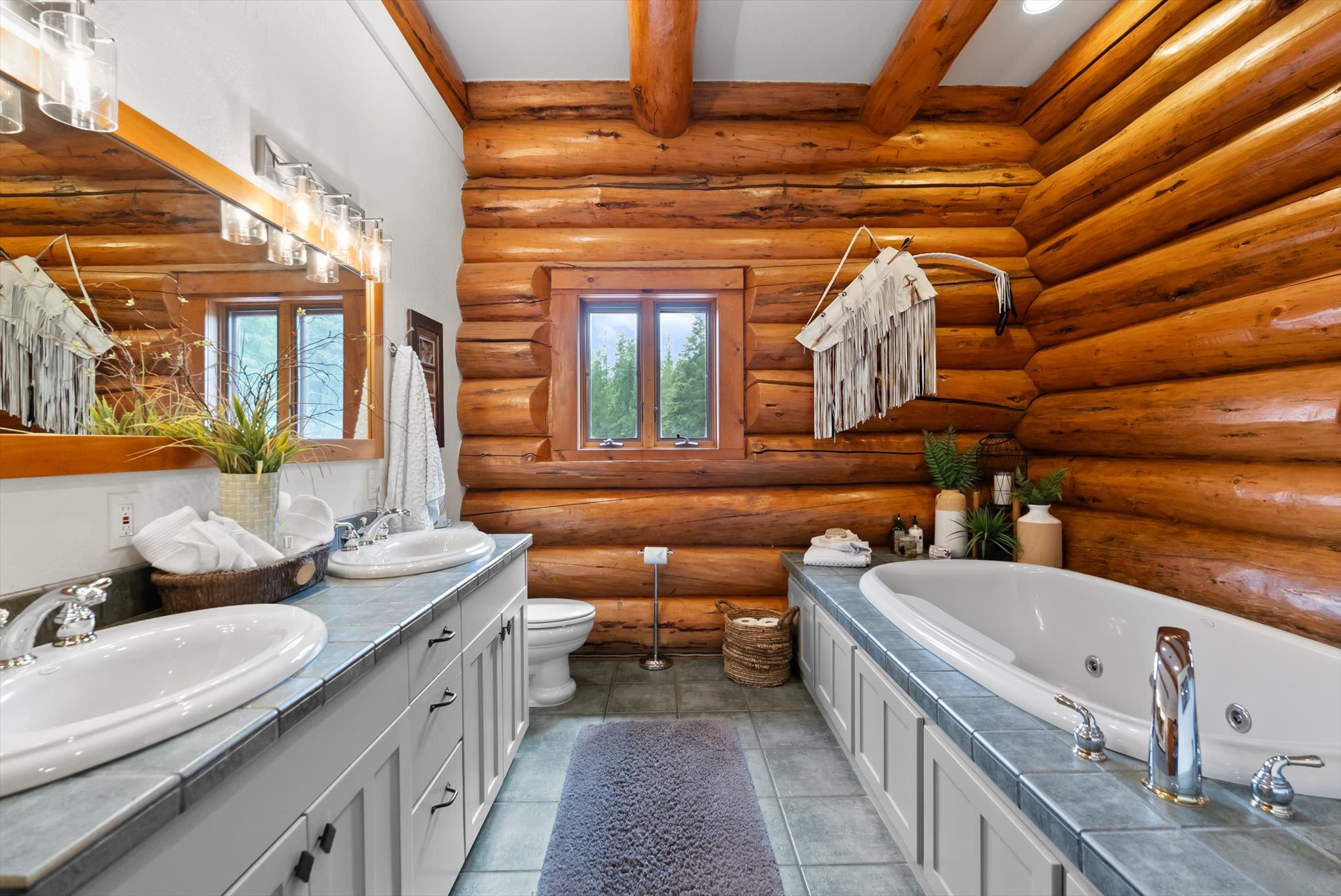 555 & 561 Twin Bridges Road