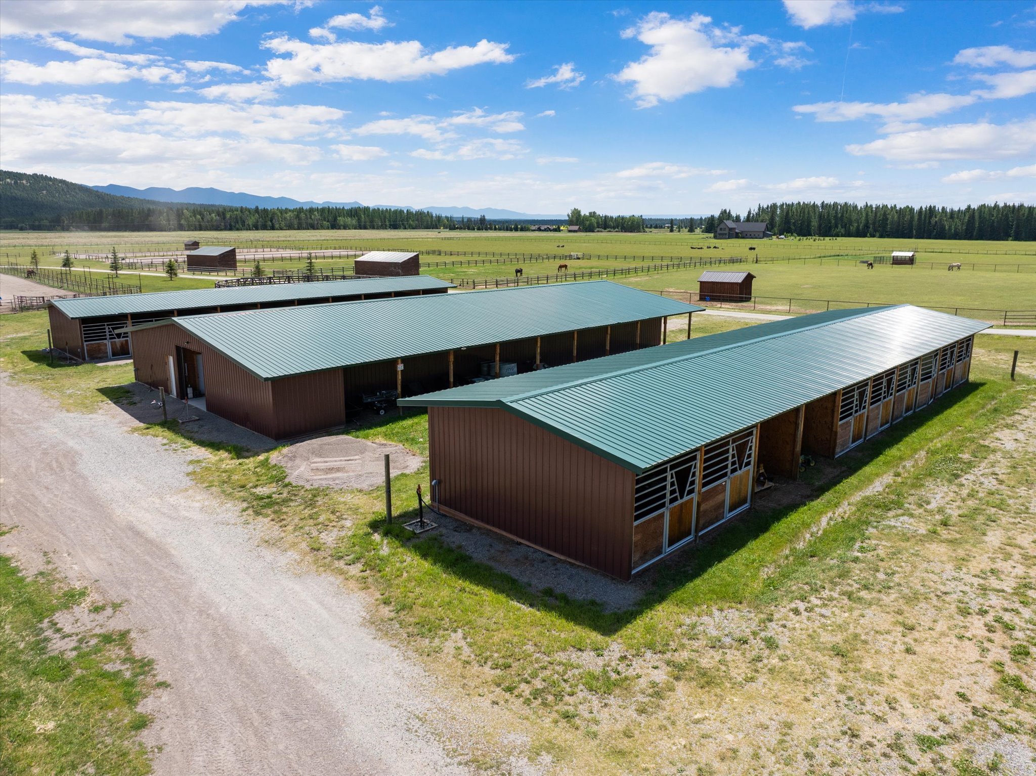 555 & 561 Twin Bridges Road