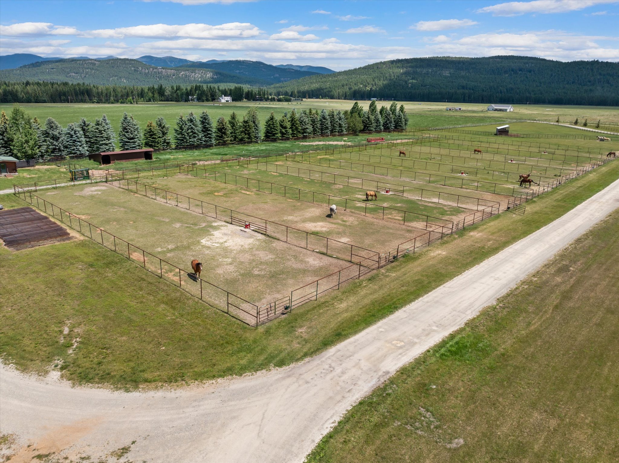 555 & 561 Twin Bridges Road