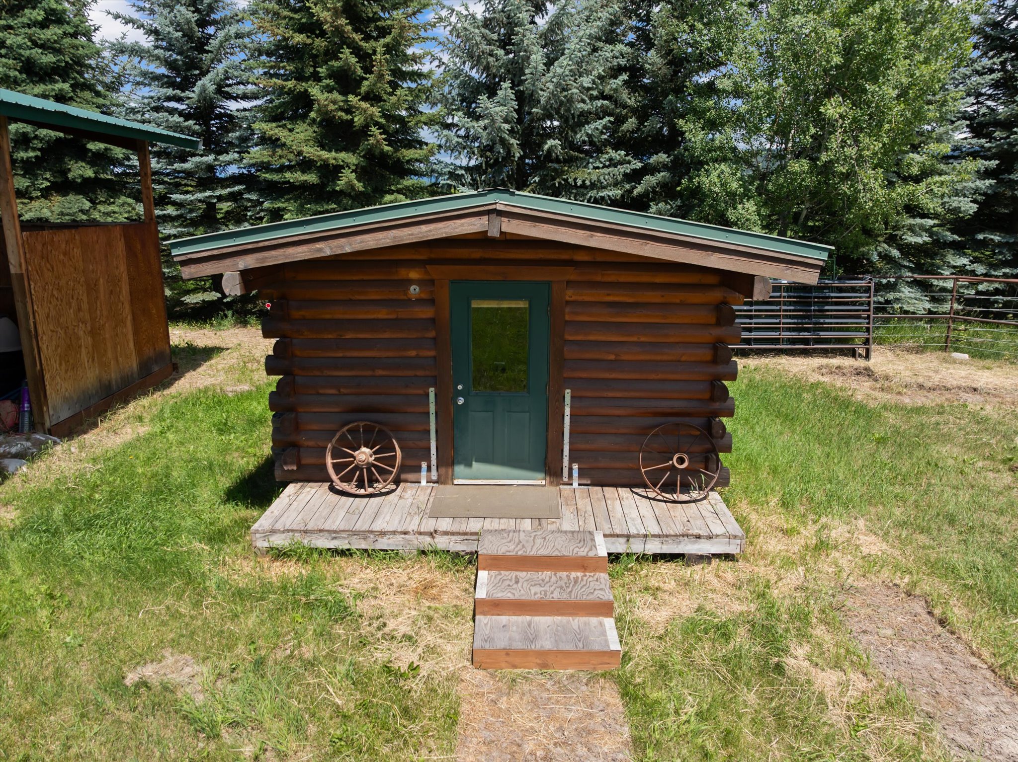 555 & 561 Twin Bridges Road