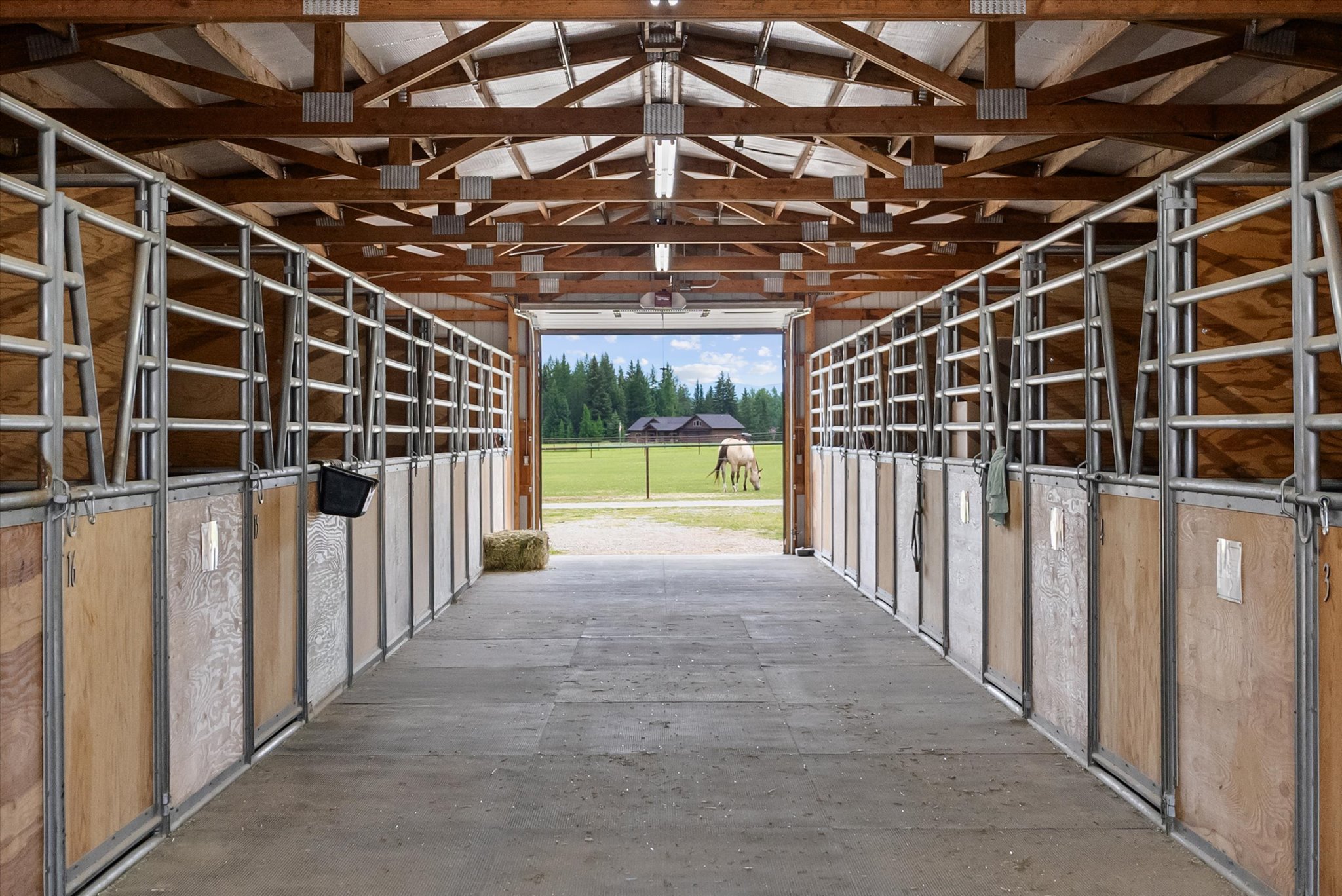 555 & 561 Twin Bridges Road