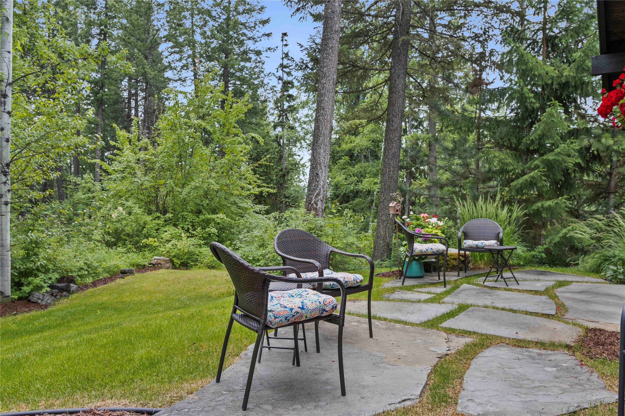 1 Ridge Crest Court