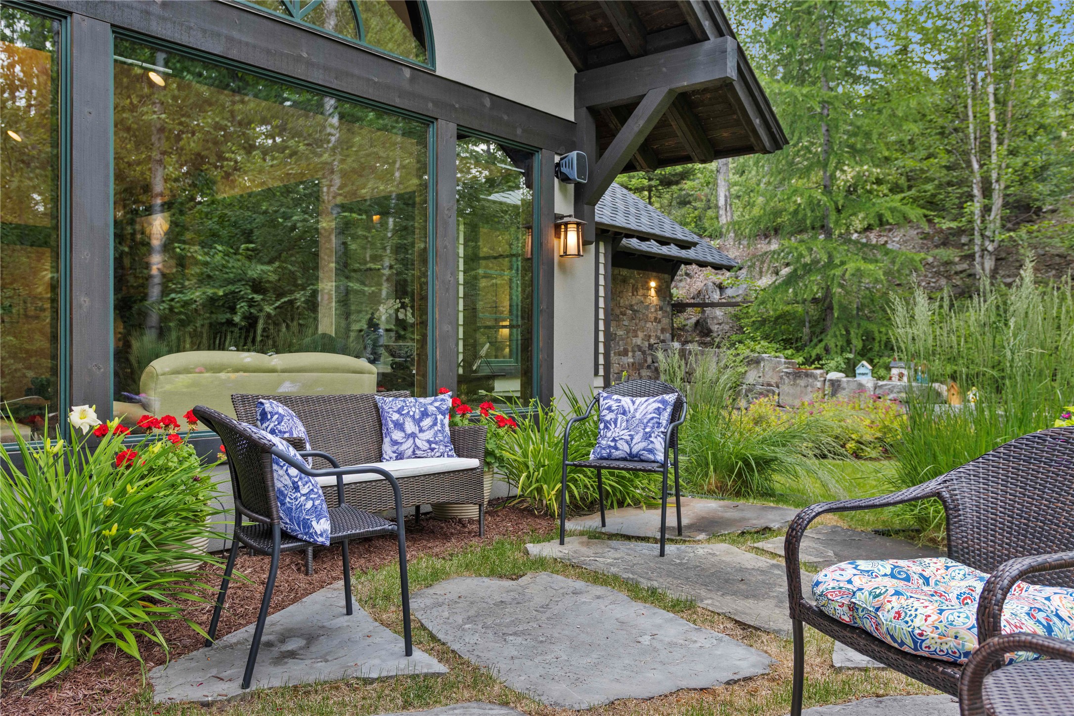 1 Ridge Crest Court