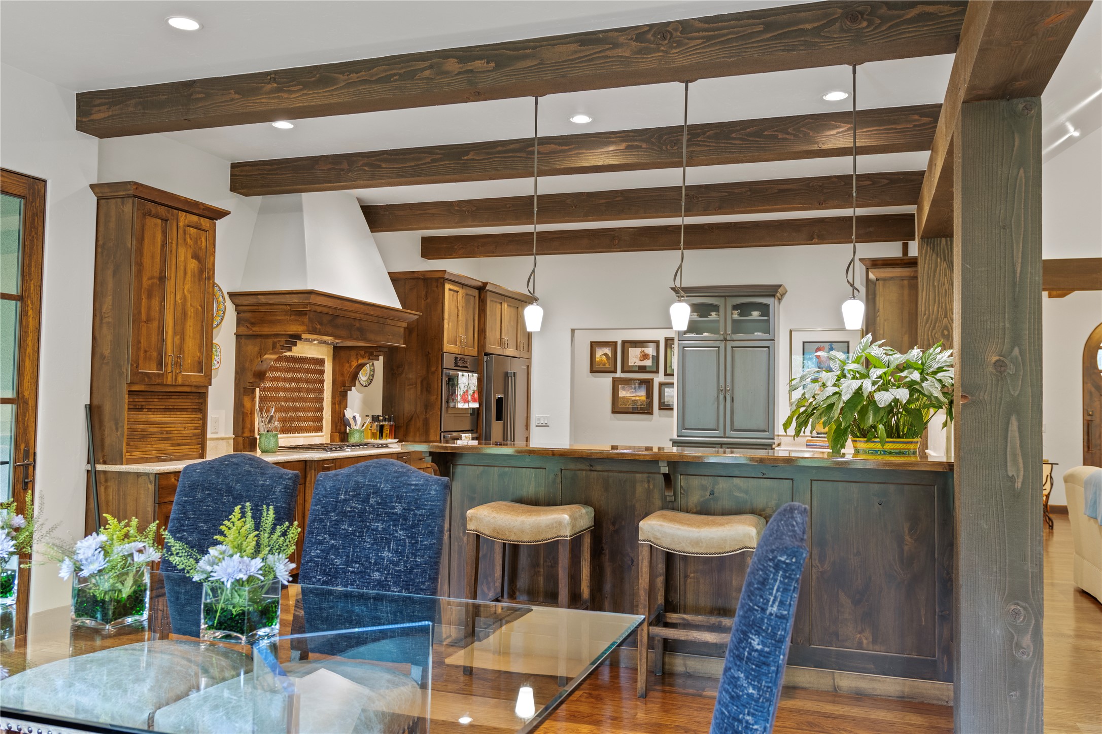 1 Ridge Crest Court