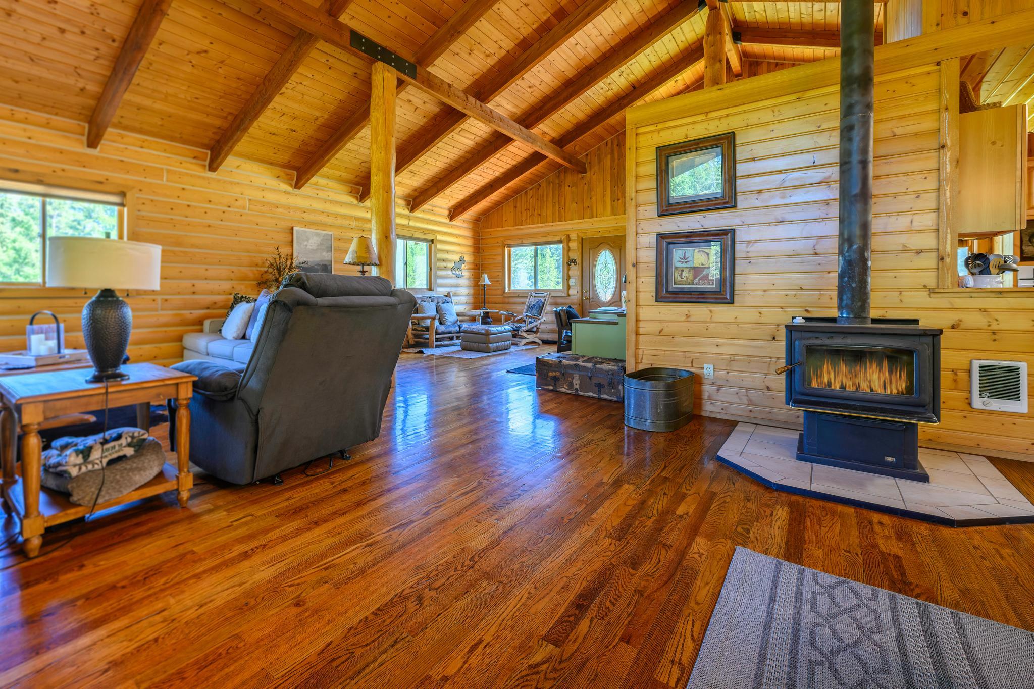 1869 Mud Creek Road