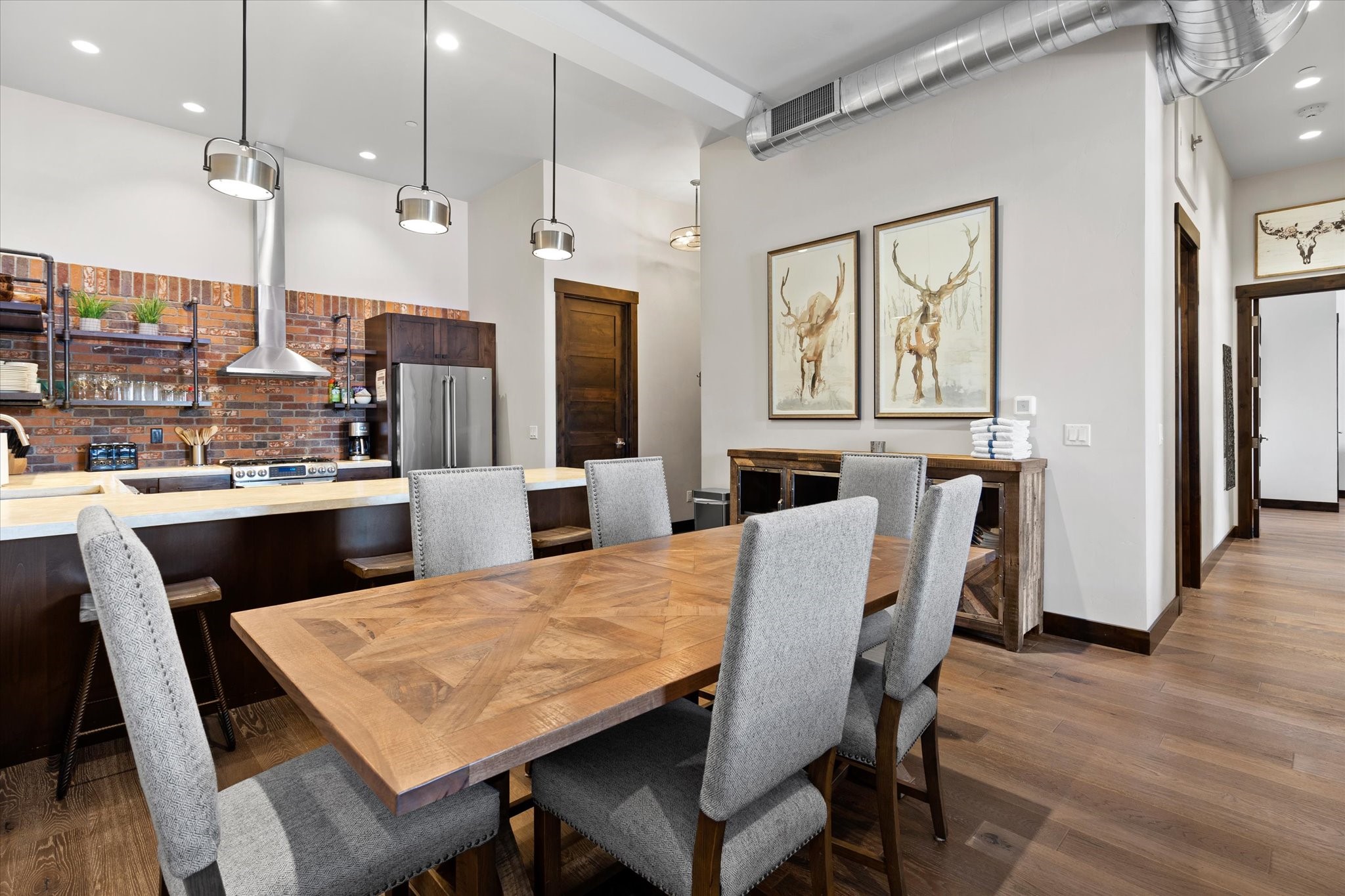 214 E 2nd Street 301