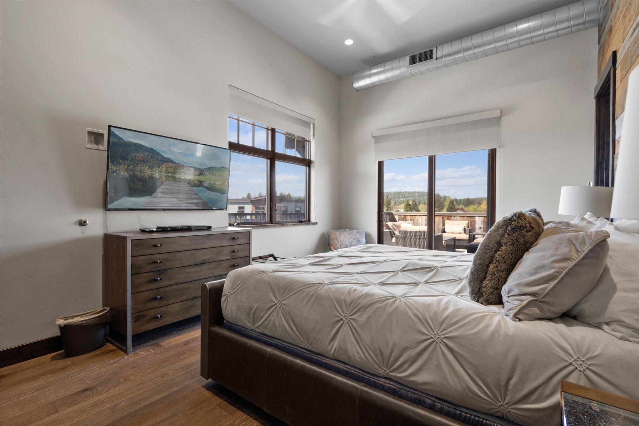 214 E 2nd Street 301