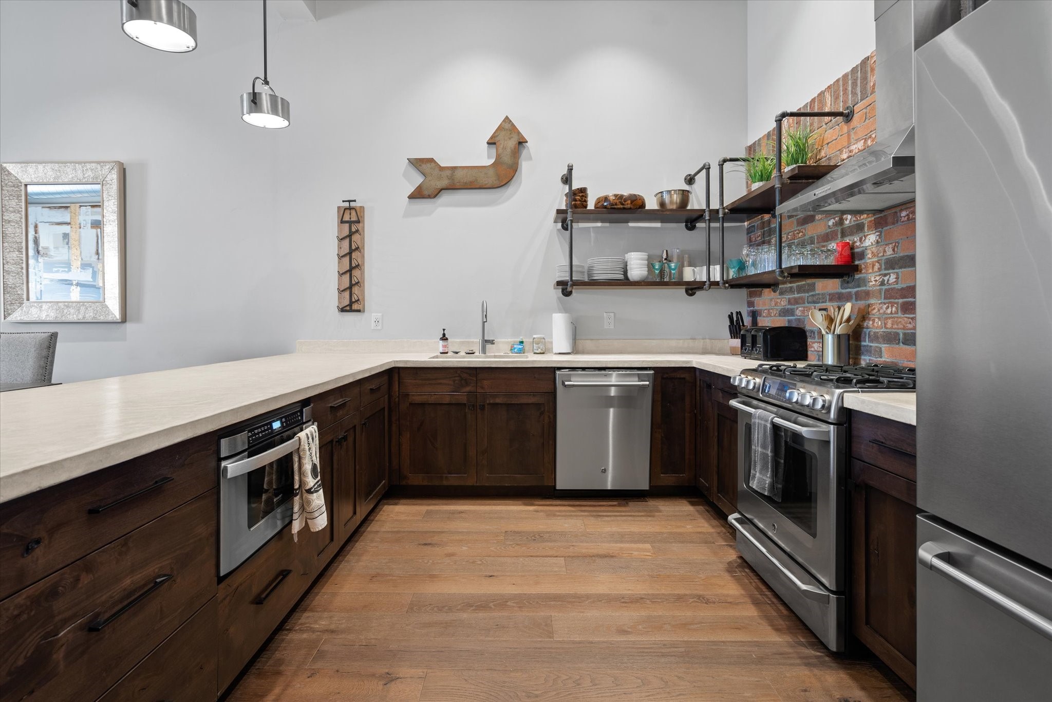 214 E 2nd Street 301