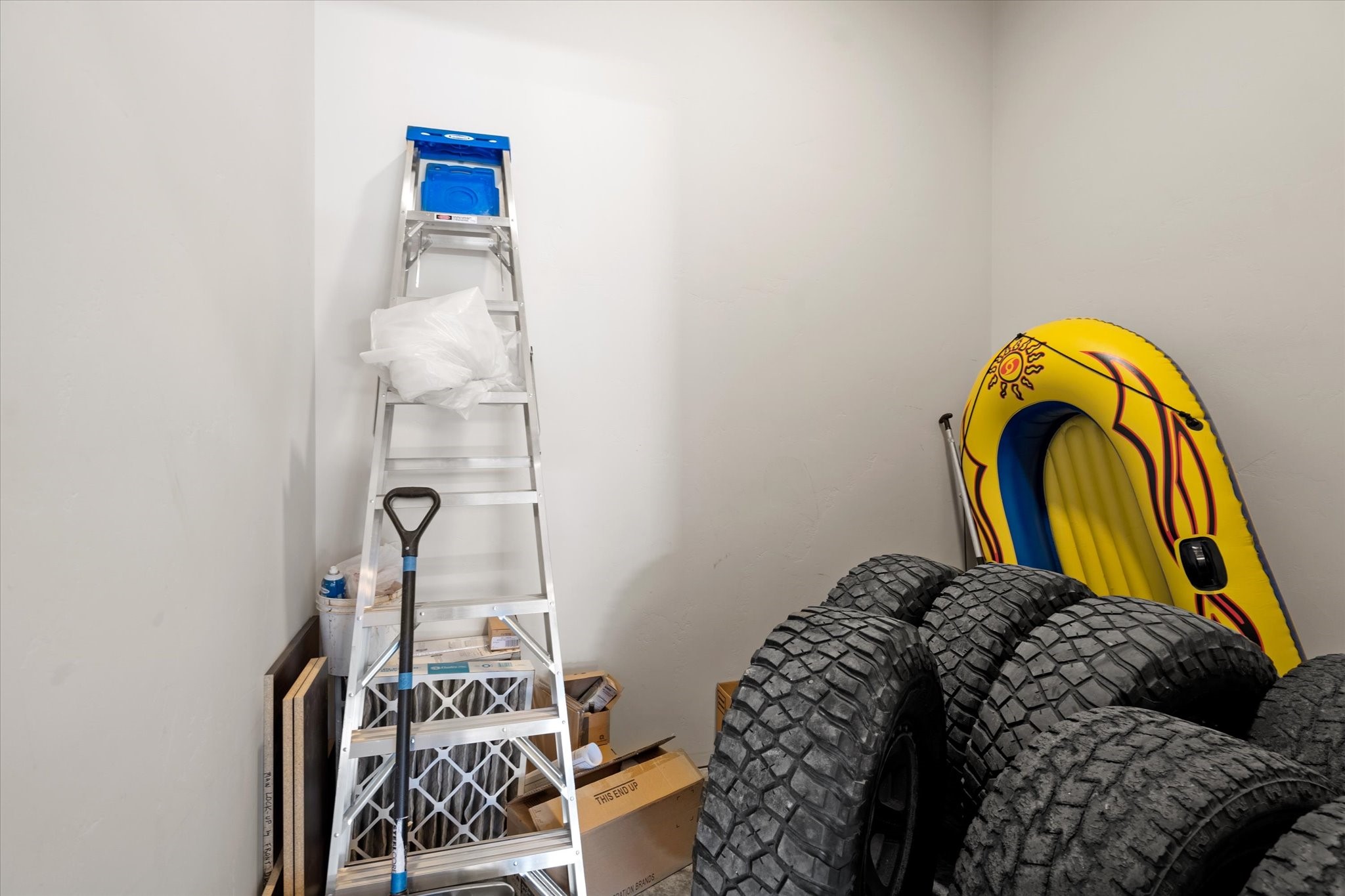 214 E 2nd Street 301