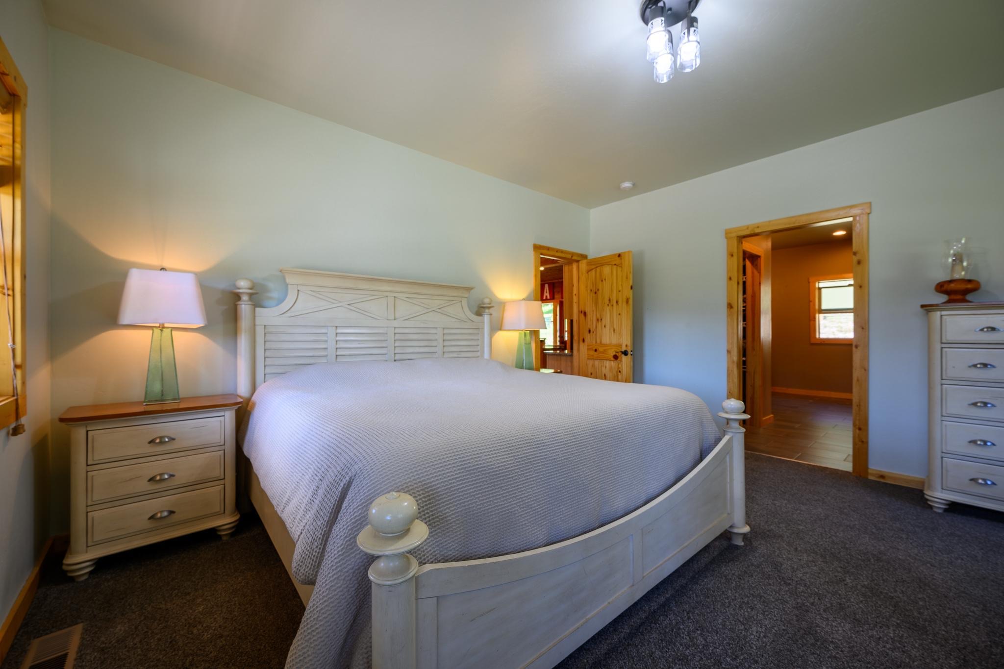 548 Spruce Hollow Trail