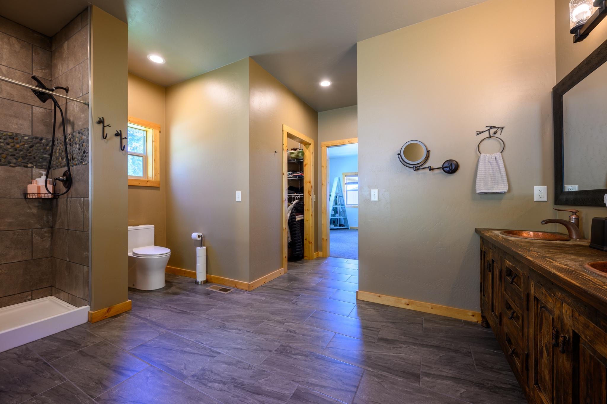 548 Spruce Hollow Trail