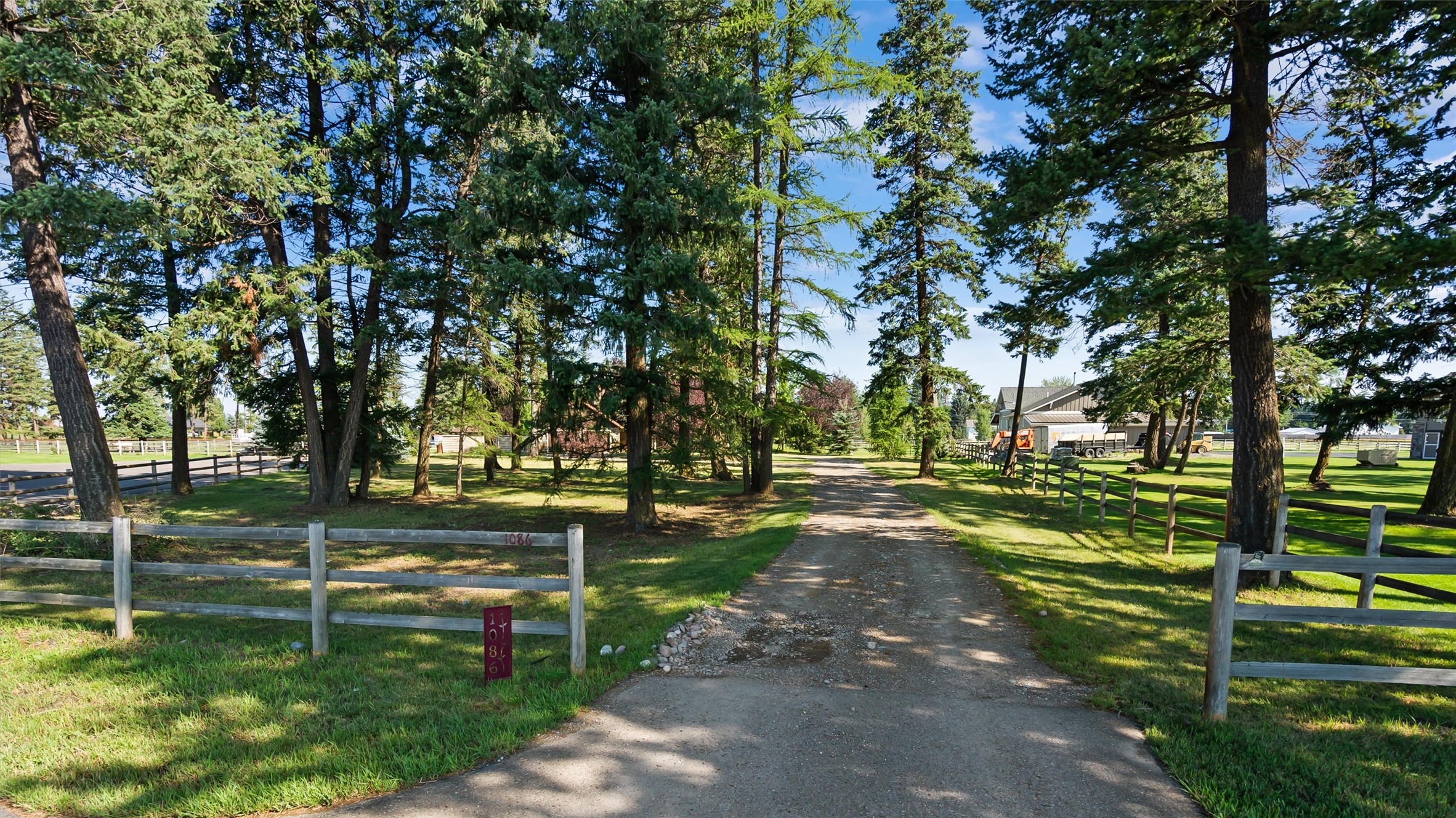 1086 Cowboy Way