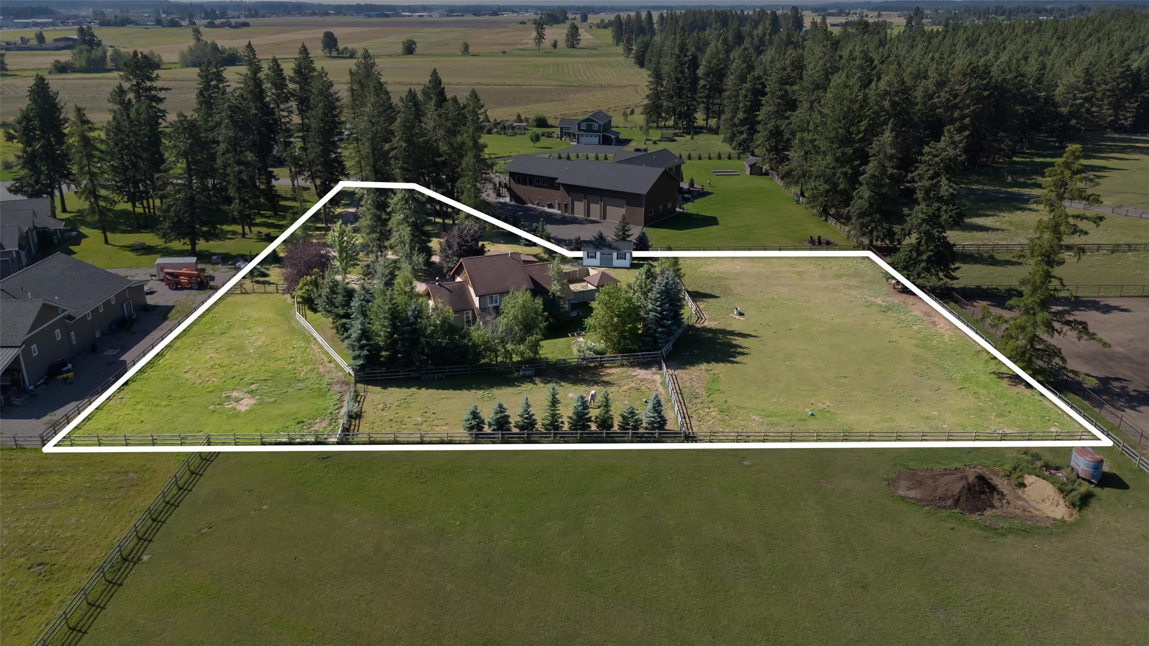 1086 Cowboy Way