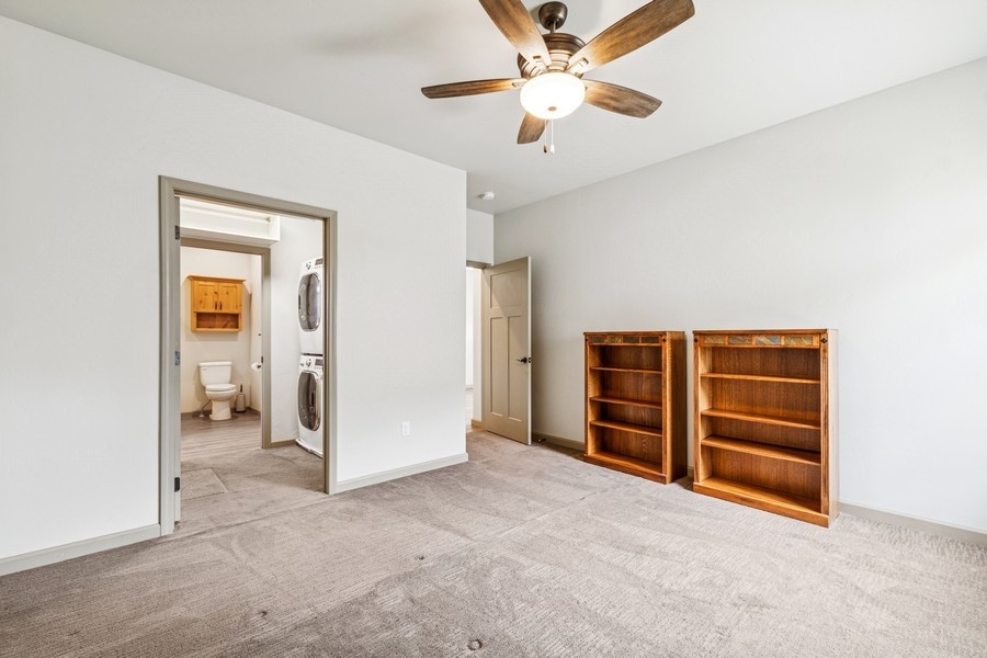 240 E Nicklaus Avenue