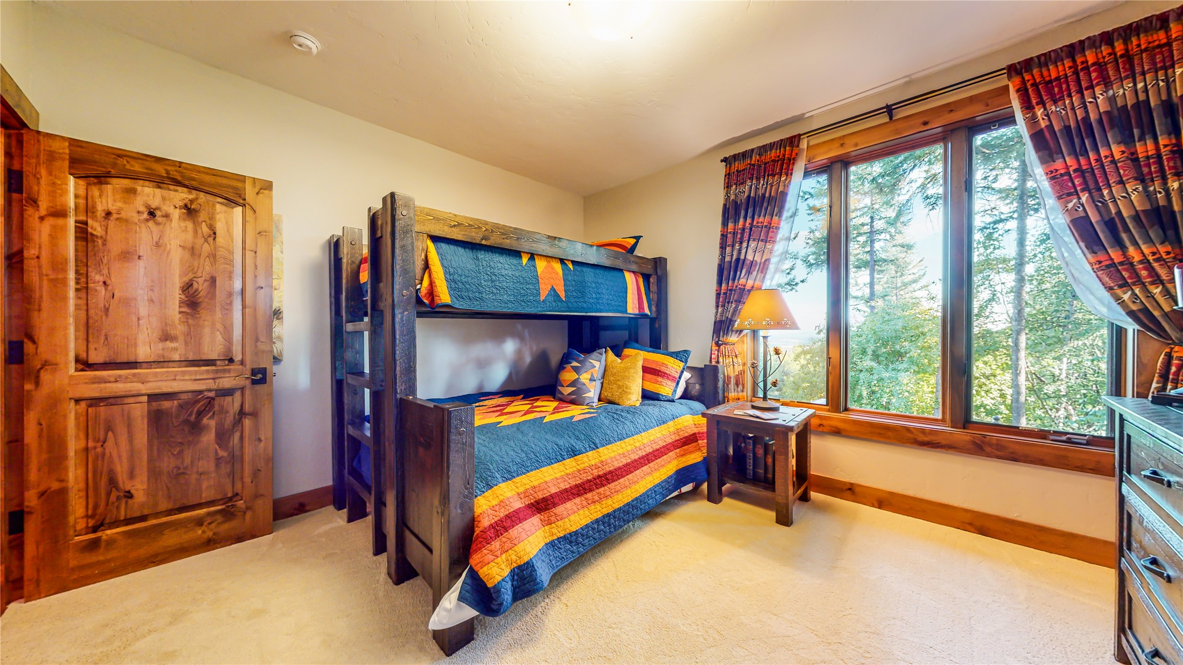832 Cantrell Court