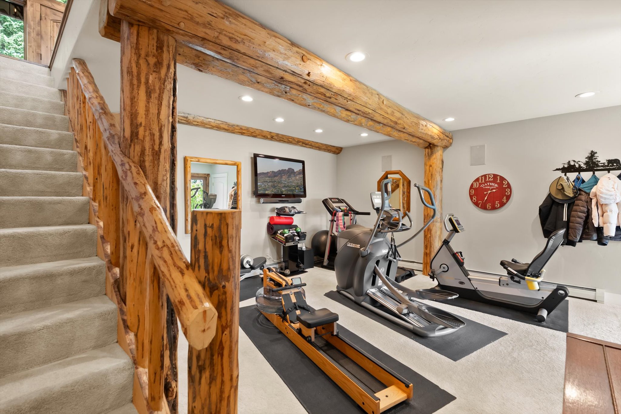 832 Cantrell Court