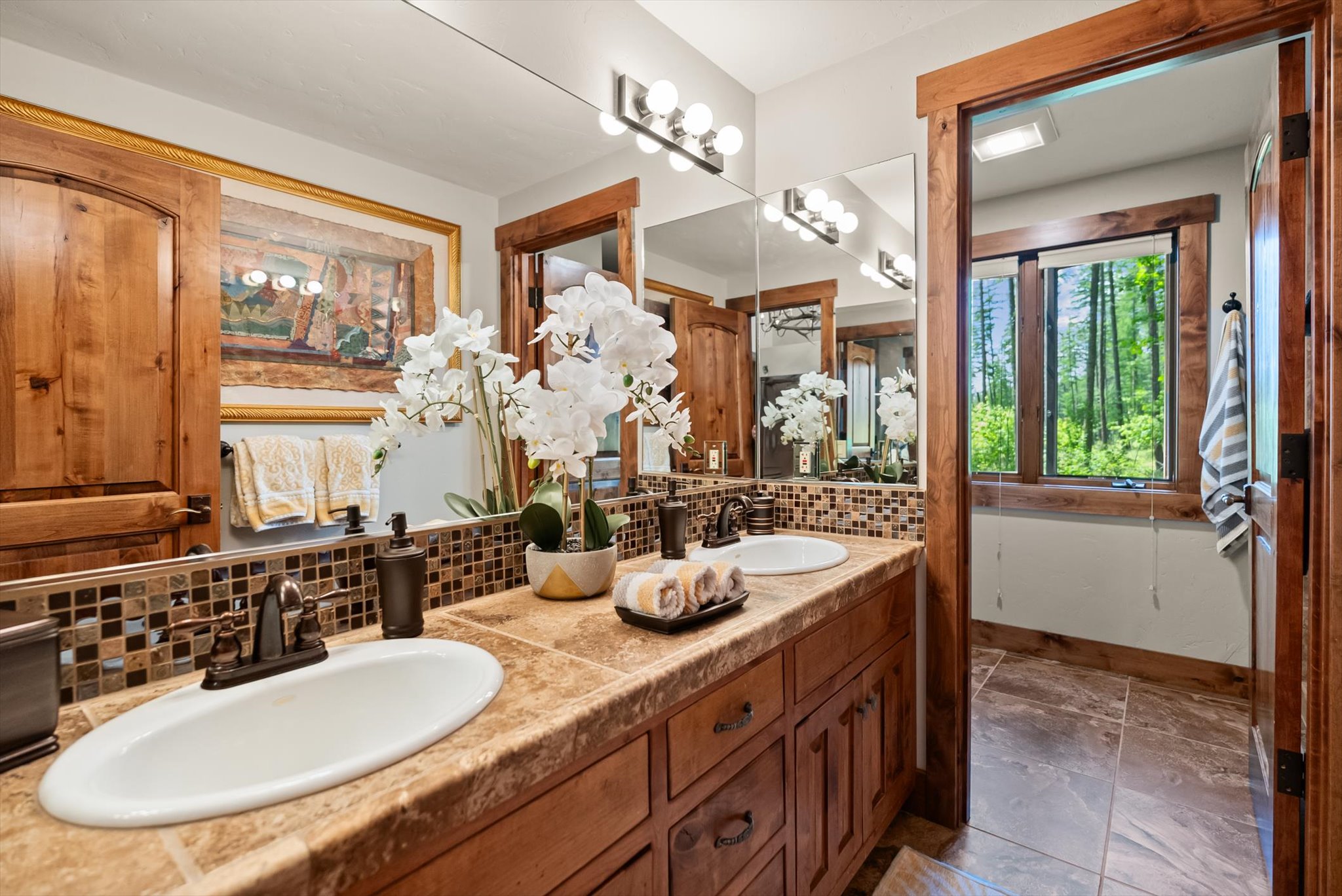 832 Cantrell Court