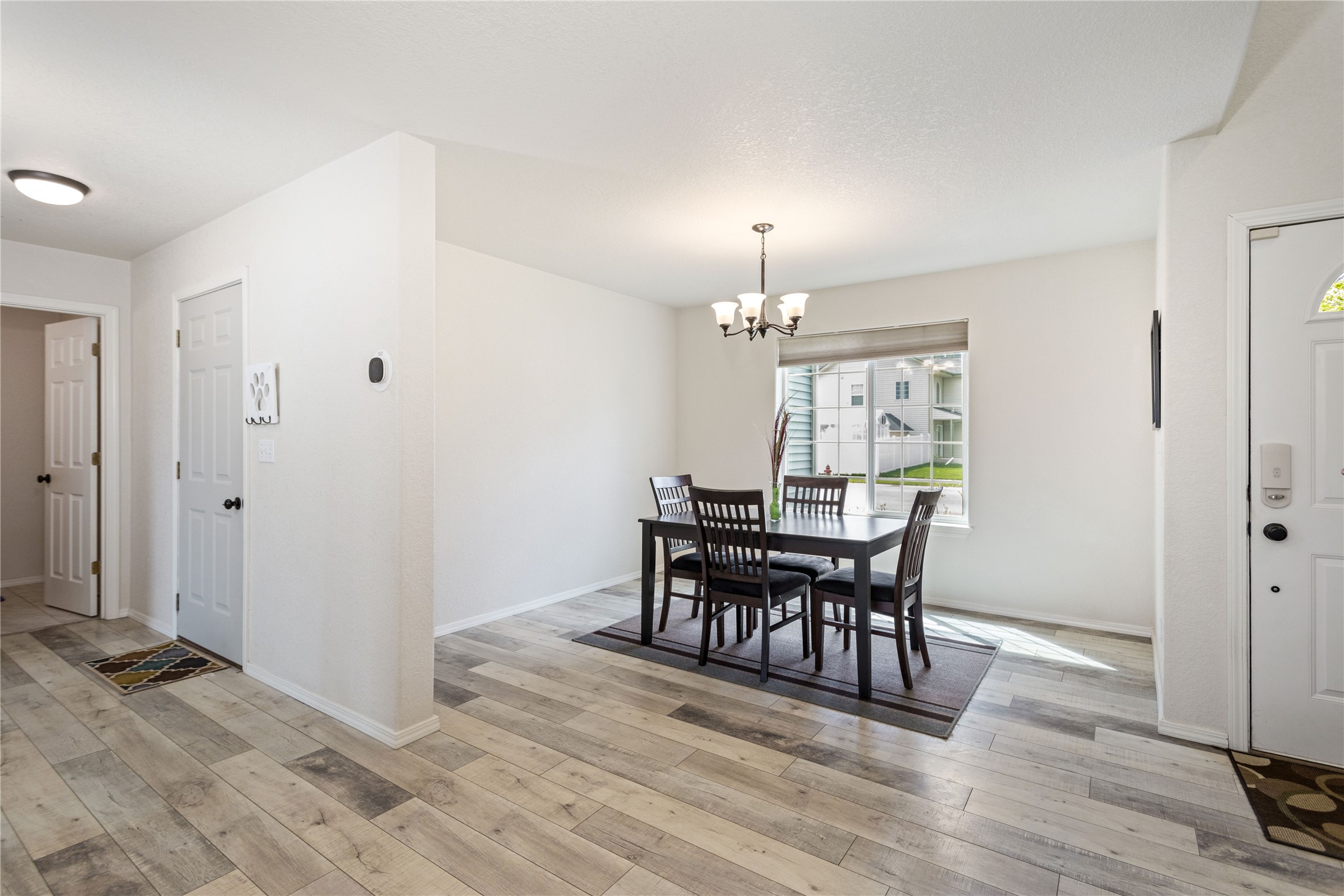 135 Rimrock Court