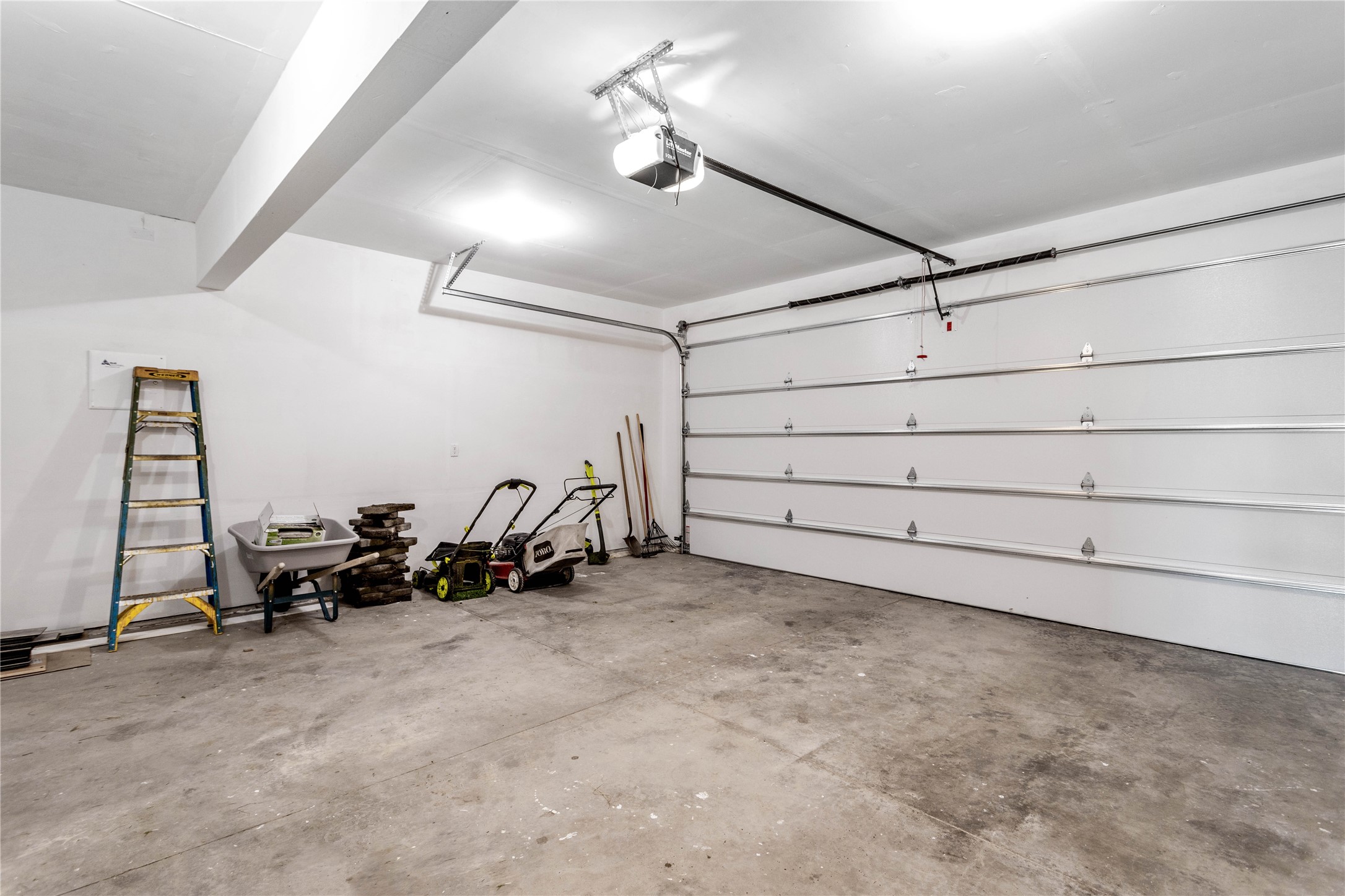 135 Rimrock Court