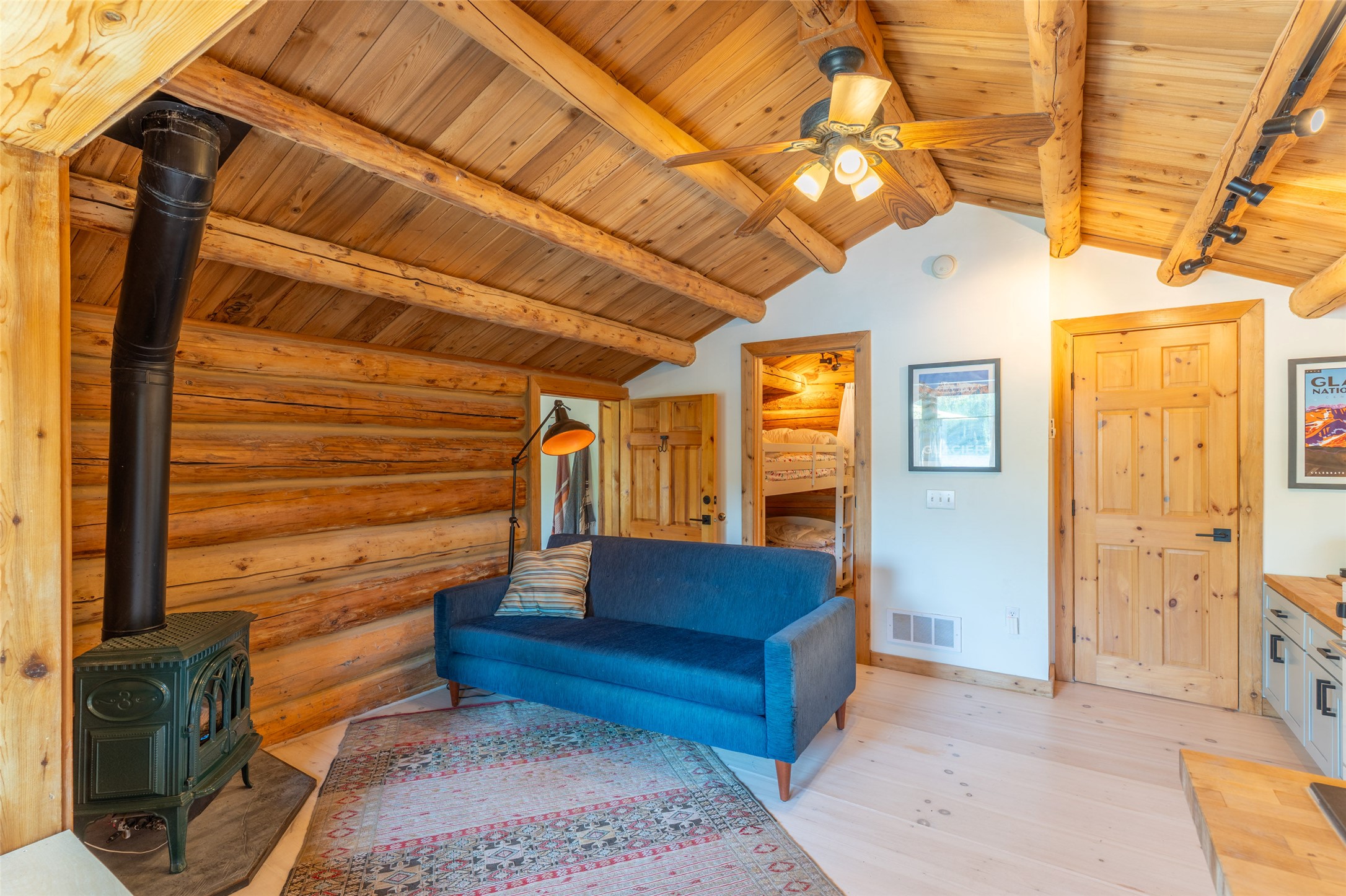 1050/1056 Lake Drive