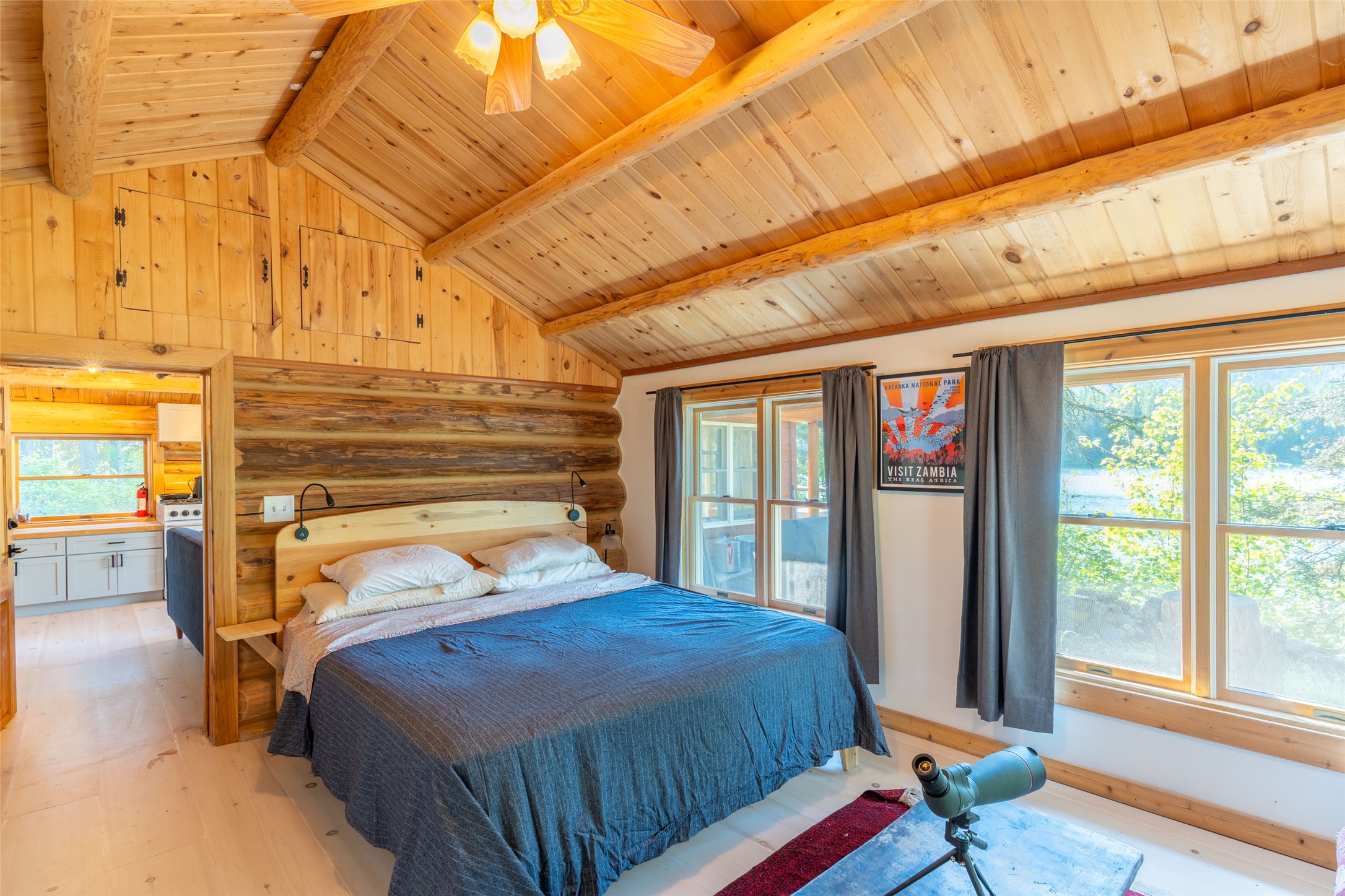 1050/1056 Lake Drive