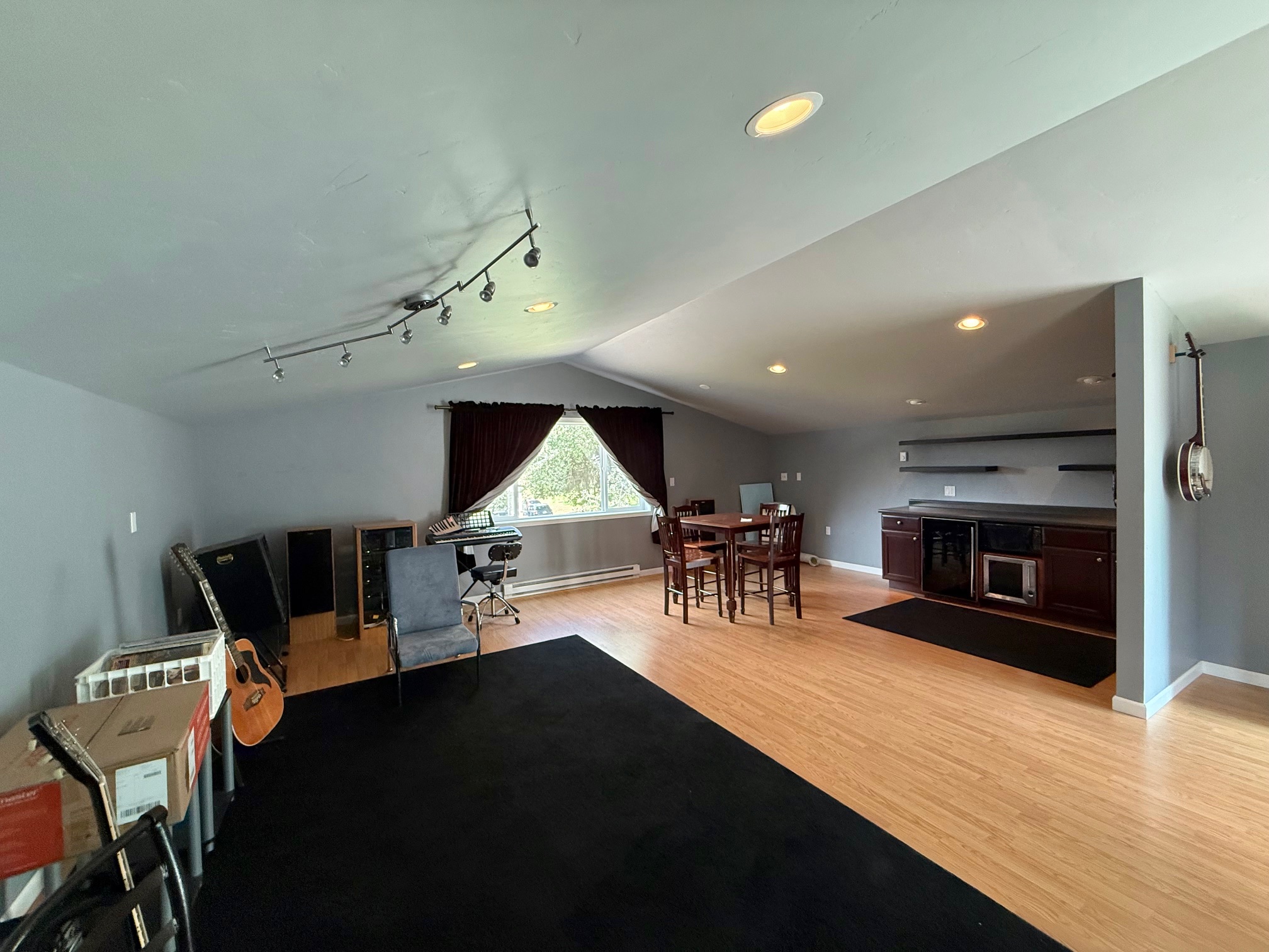 321 Cougar Trail
