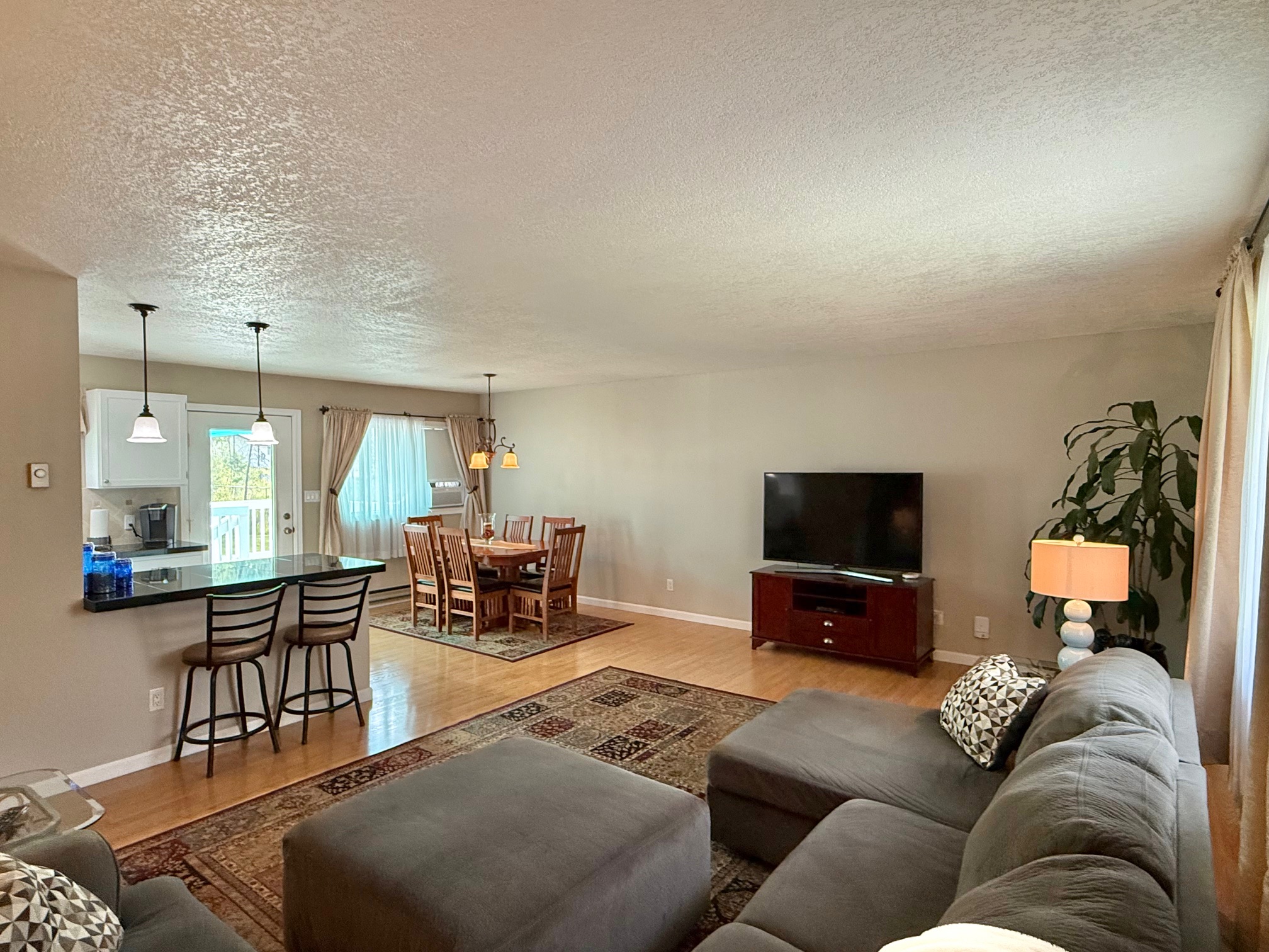 321 Cougar Trail