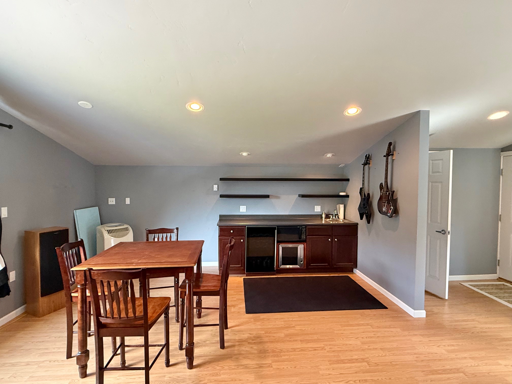 321 Cougar Trail