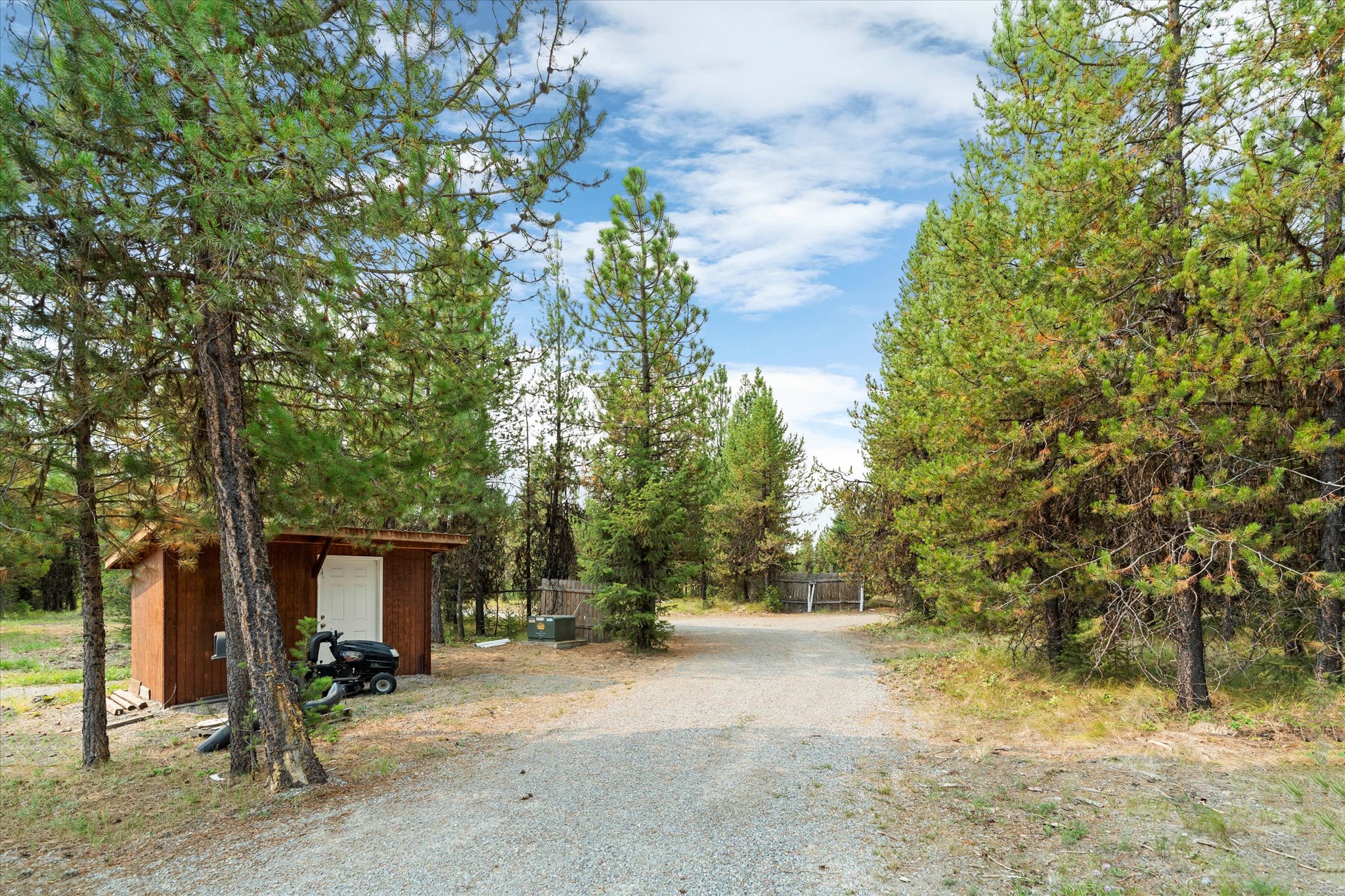 886 Rogers Mountain Loop