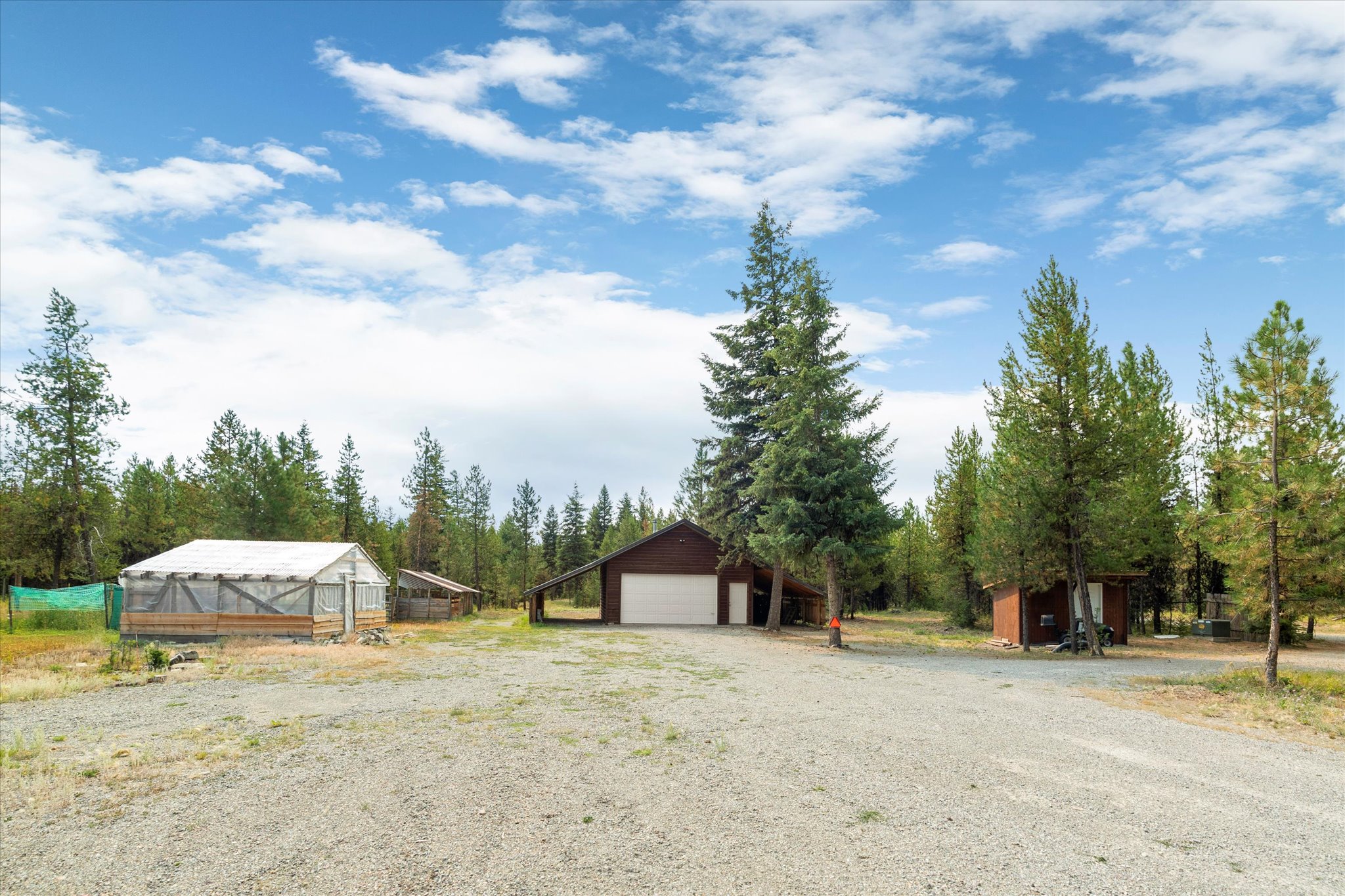 886 Rogers Mountain Loop