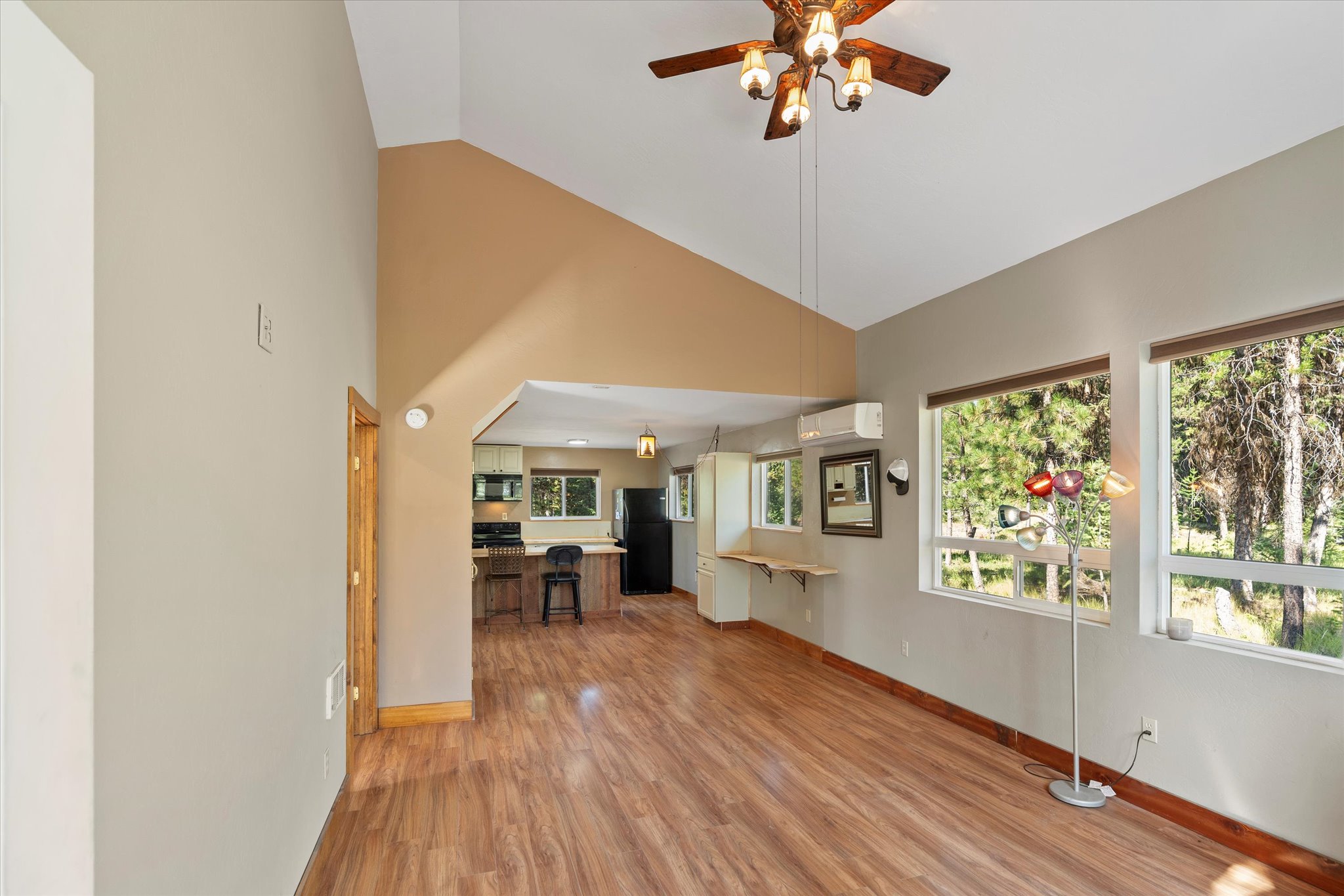 886 Rogers Mountain Loop