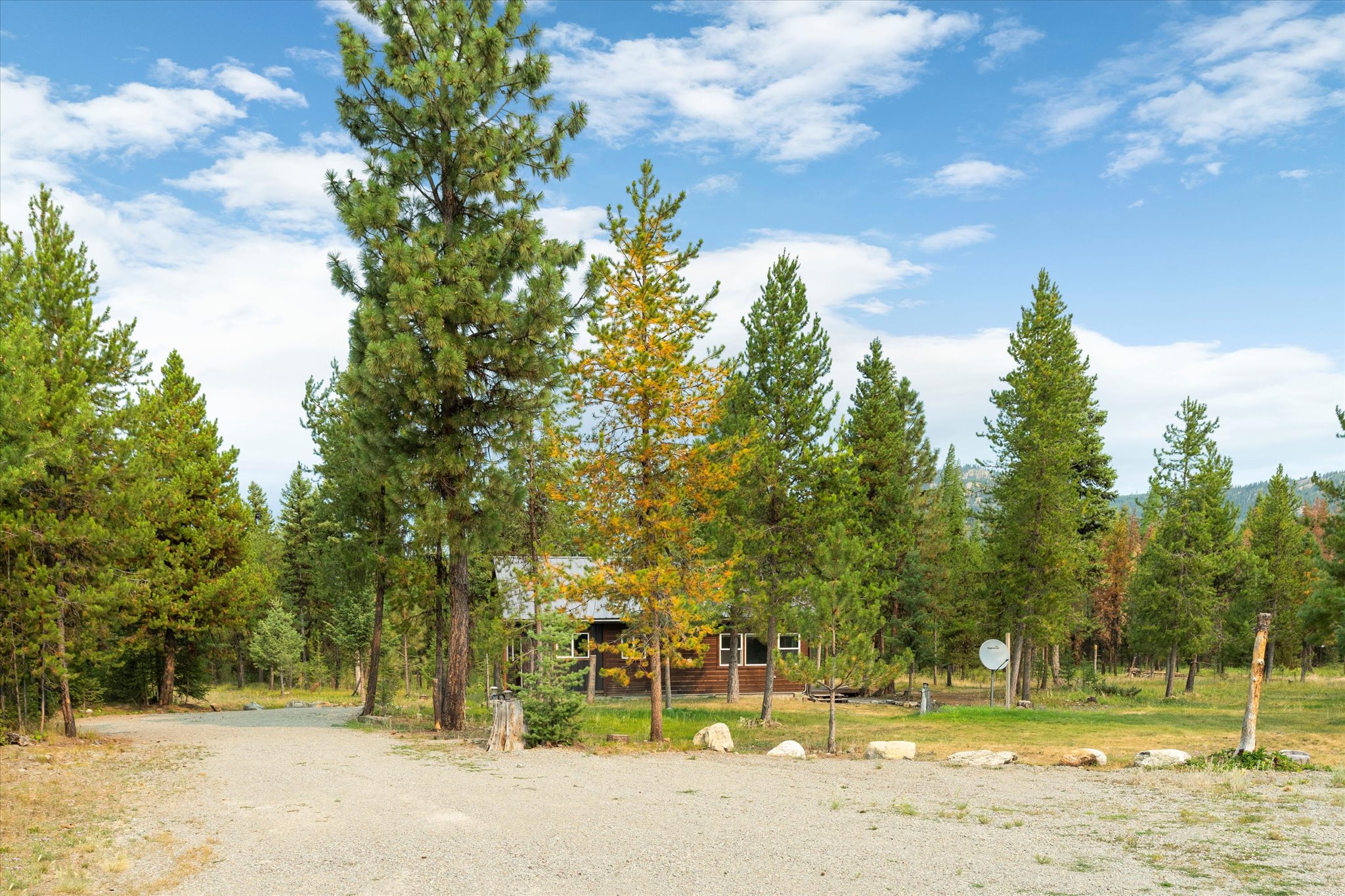 886 Rogers Mountain Loop