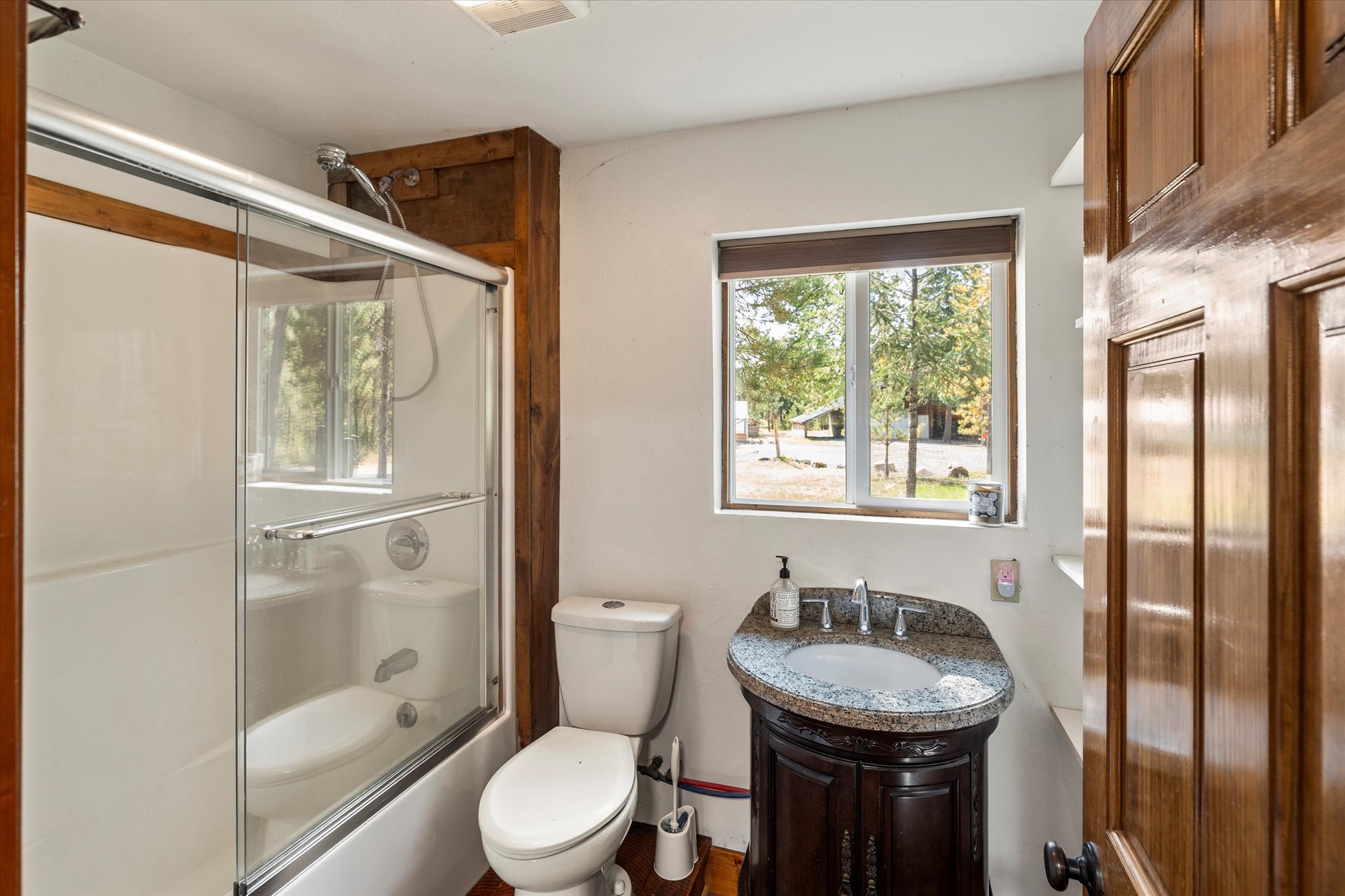 886 Rogers Mountain Loop